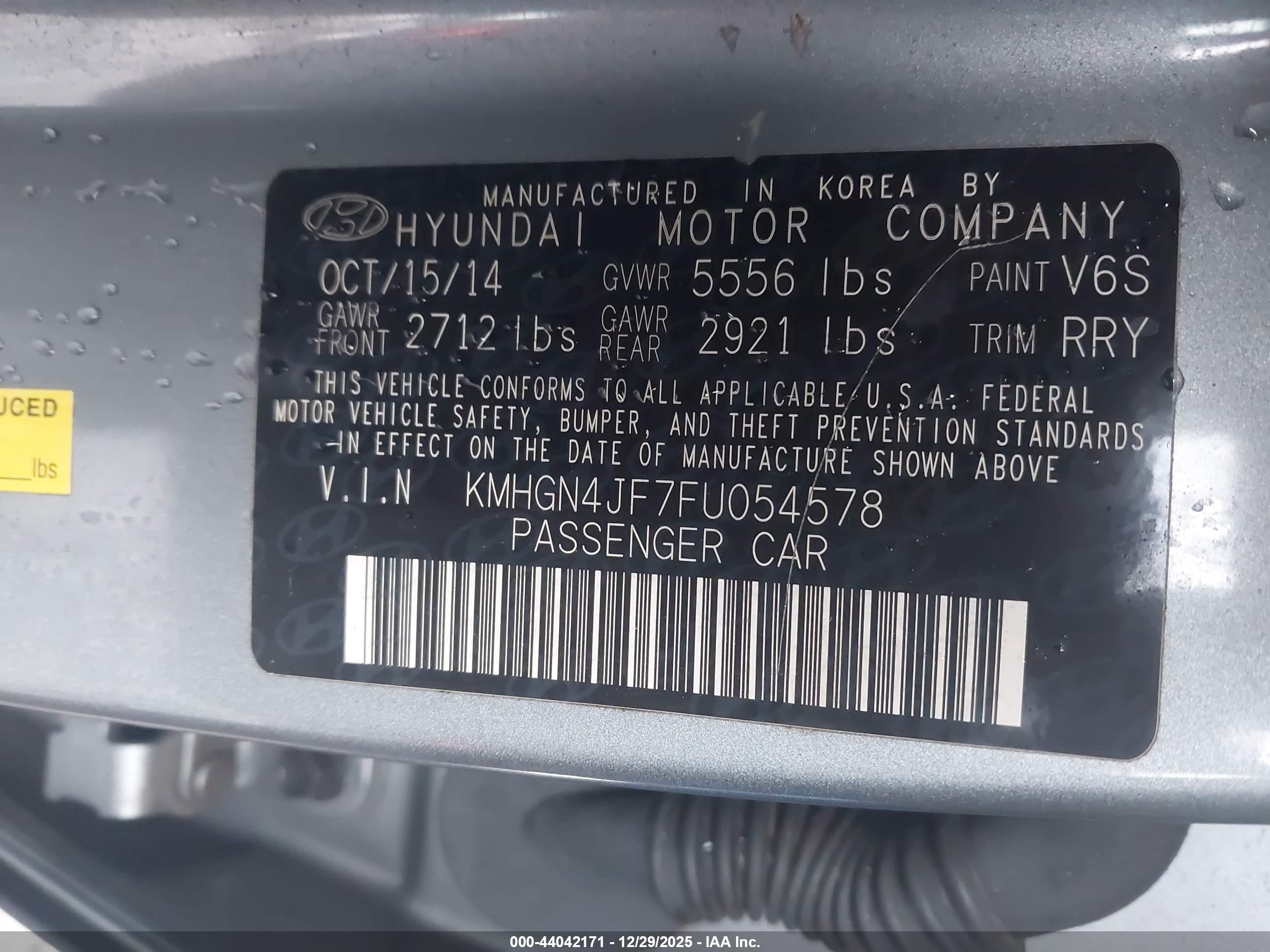 HYUNDAI GENESIS image 9