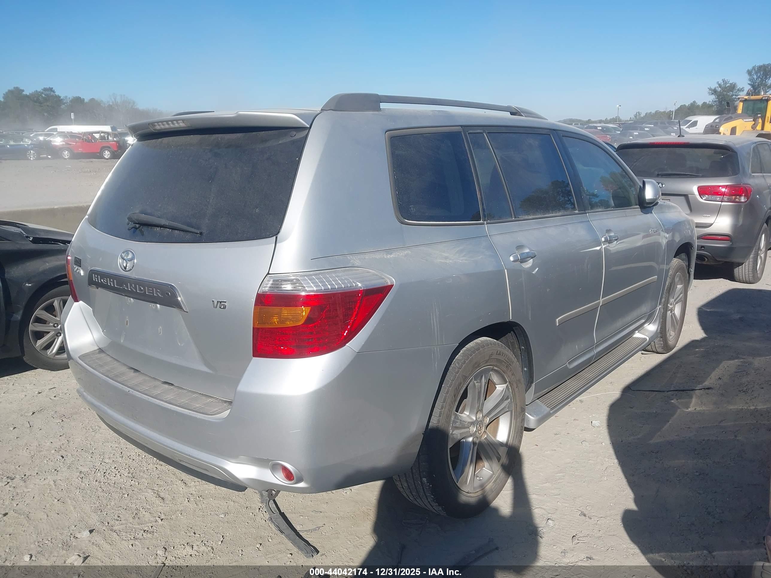 TOYOTA HIGHLANDER image 4