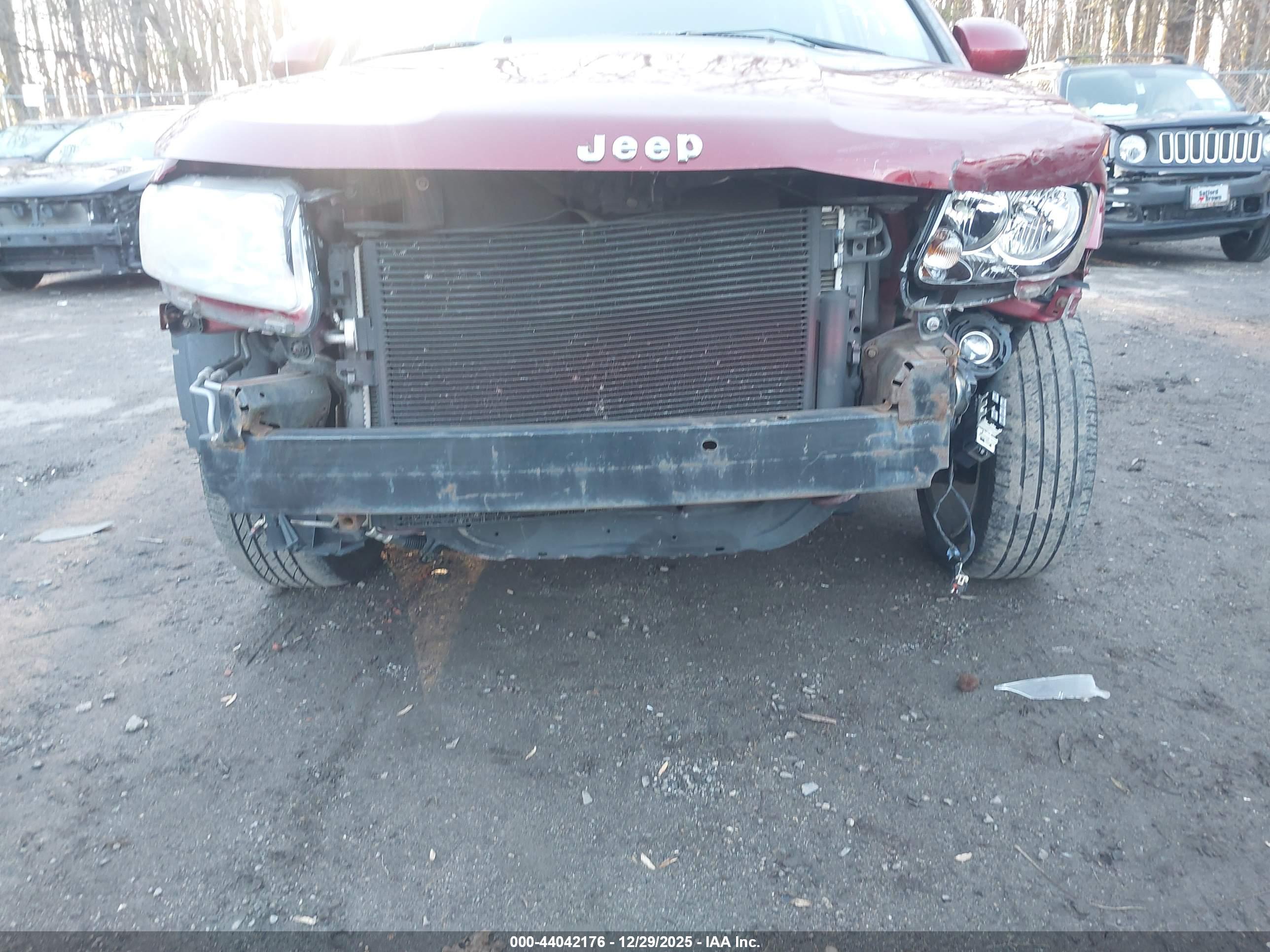 JEEP COMPASS image 6