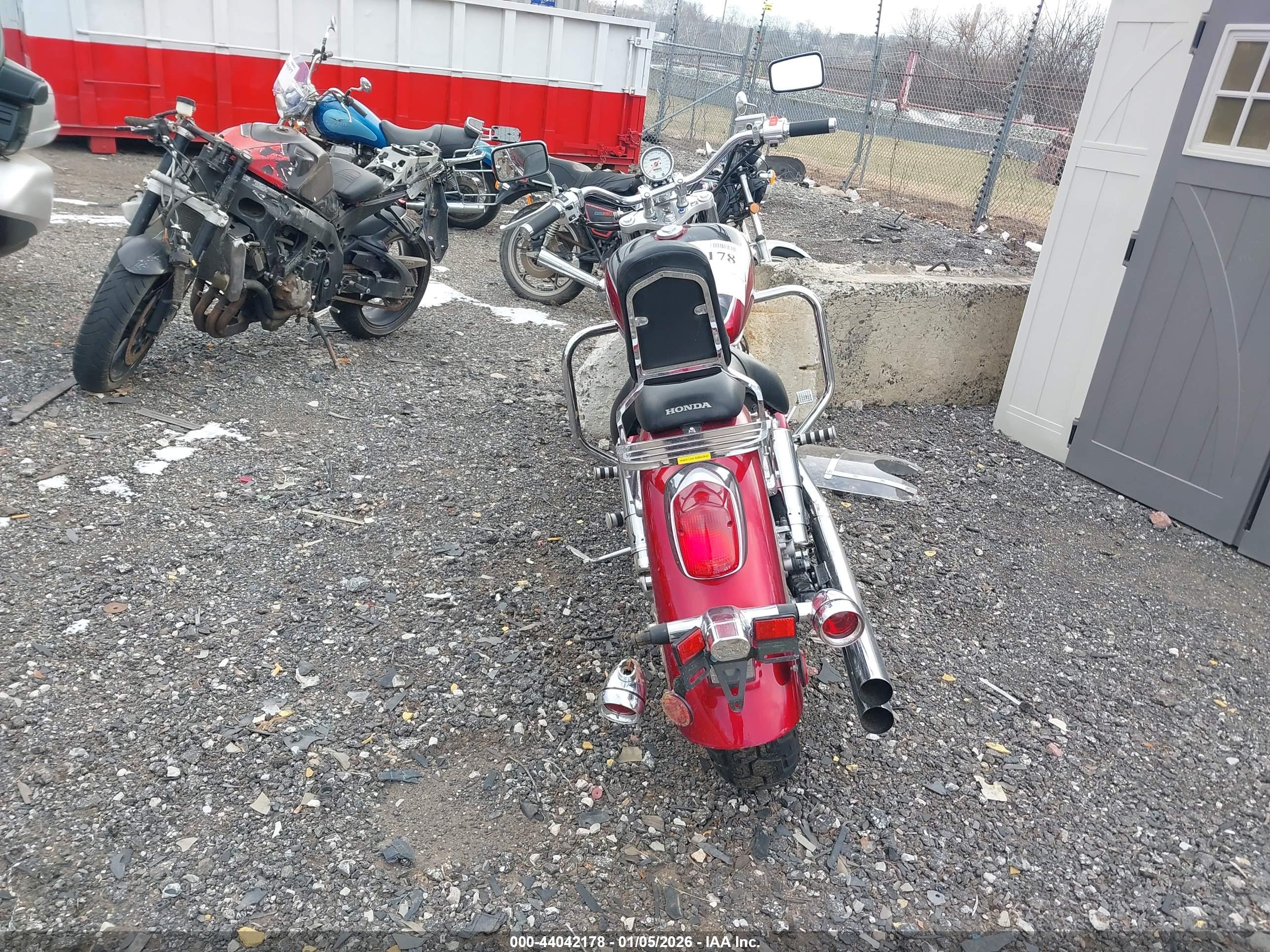 HONDA VT1100 image 6
