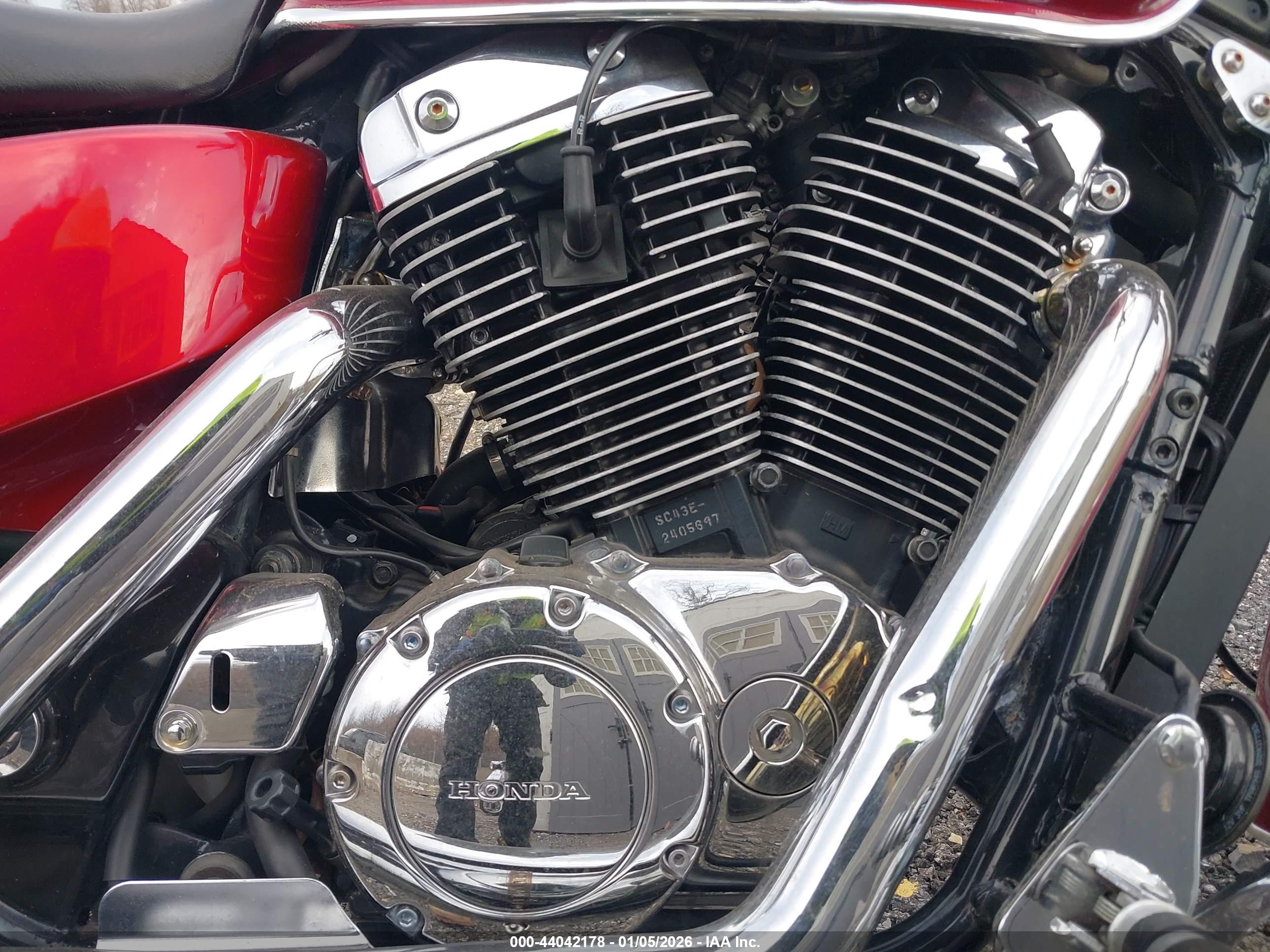 HONDA VT1100 image 9
