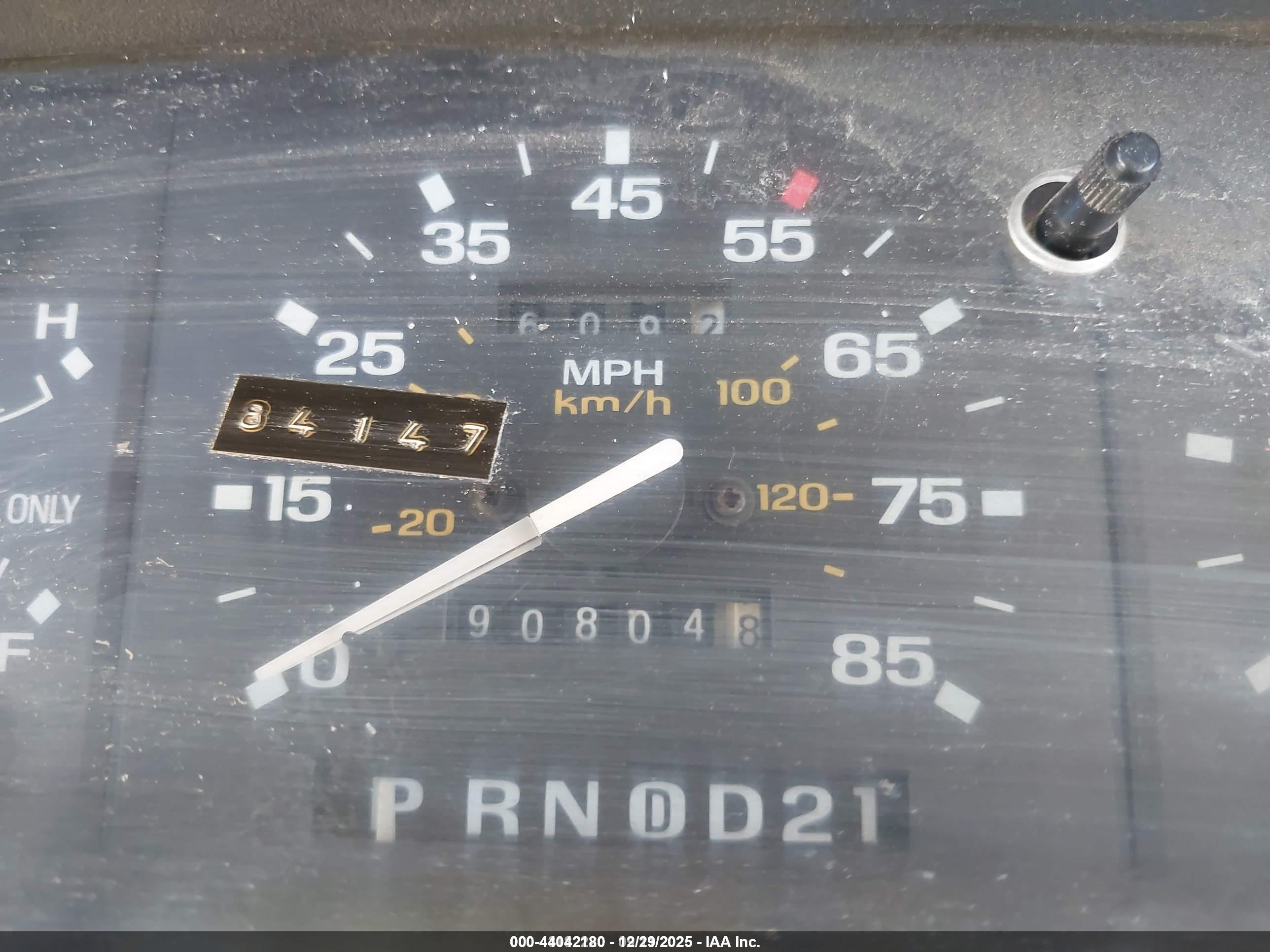 FORD EXPLORER image 7