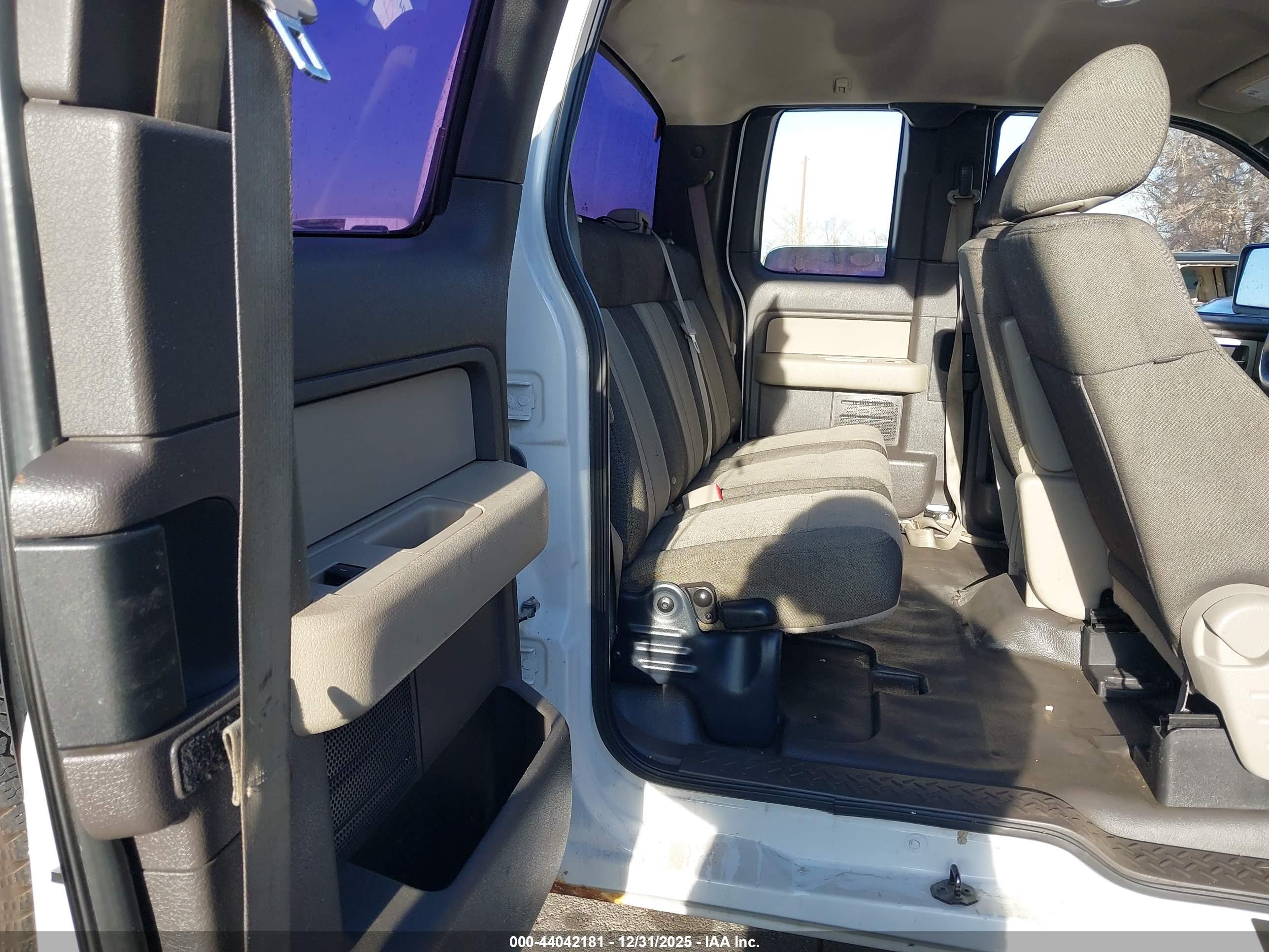 FORD F-150 image 8