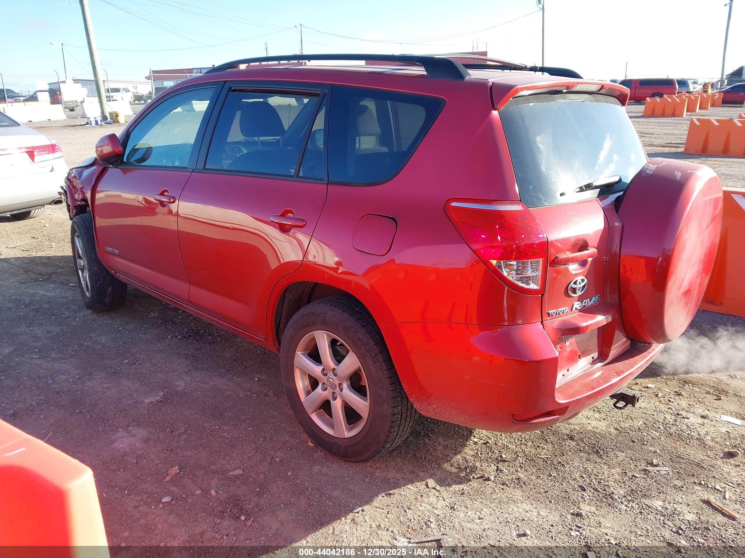 TOYOTA RAV4 image 3