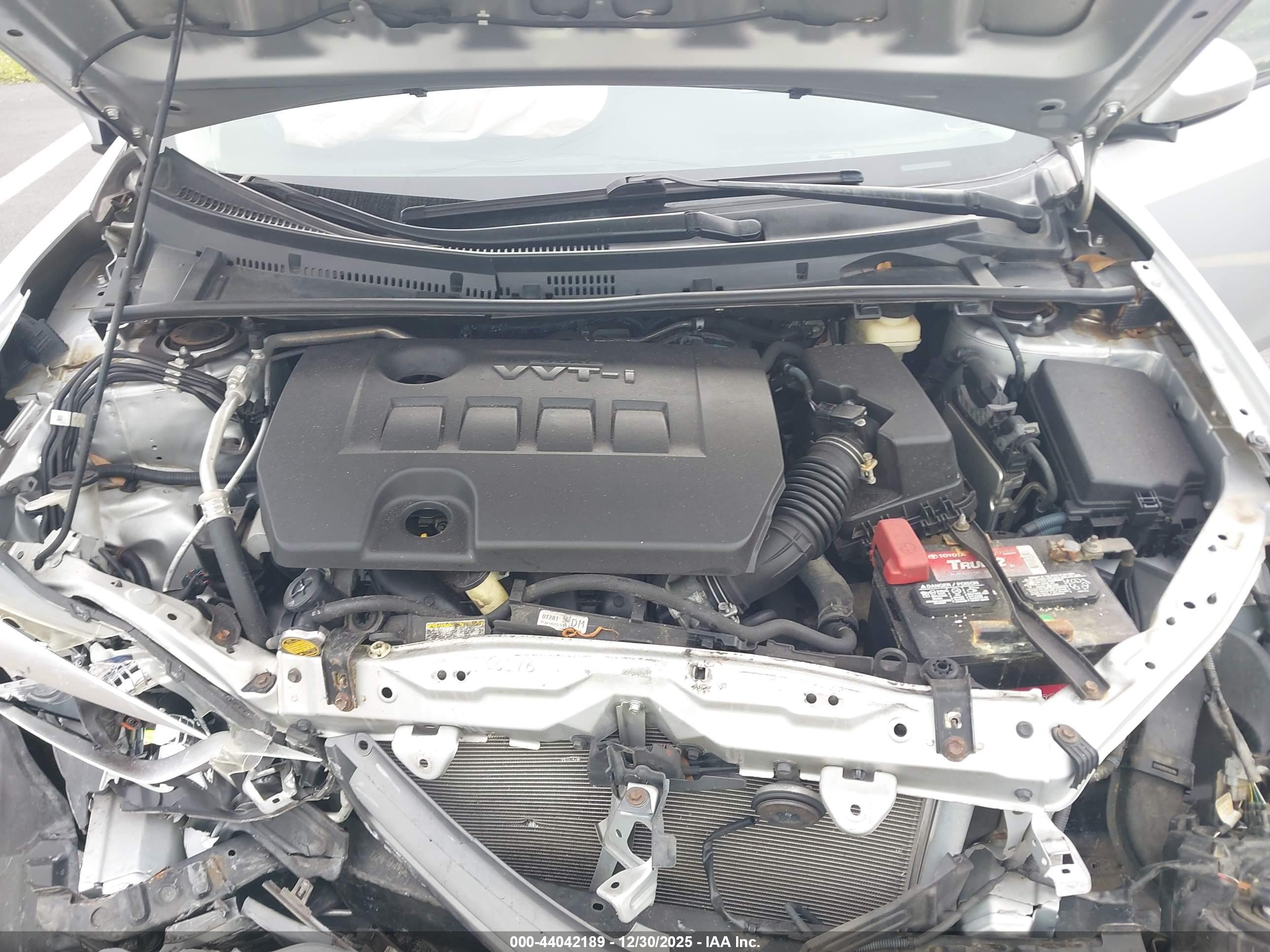 TOYOTA COROLLA image 10
