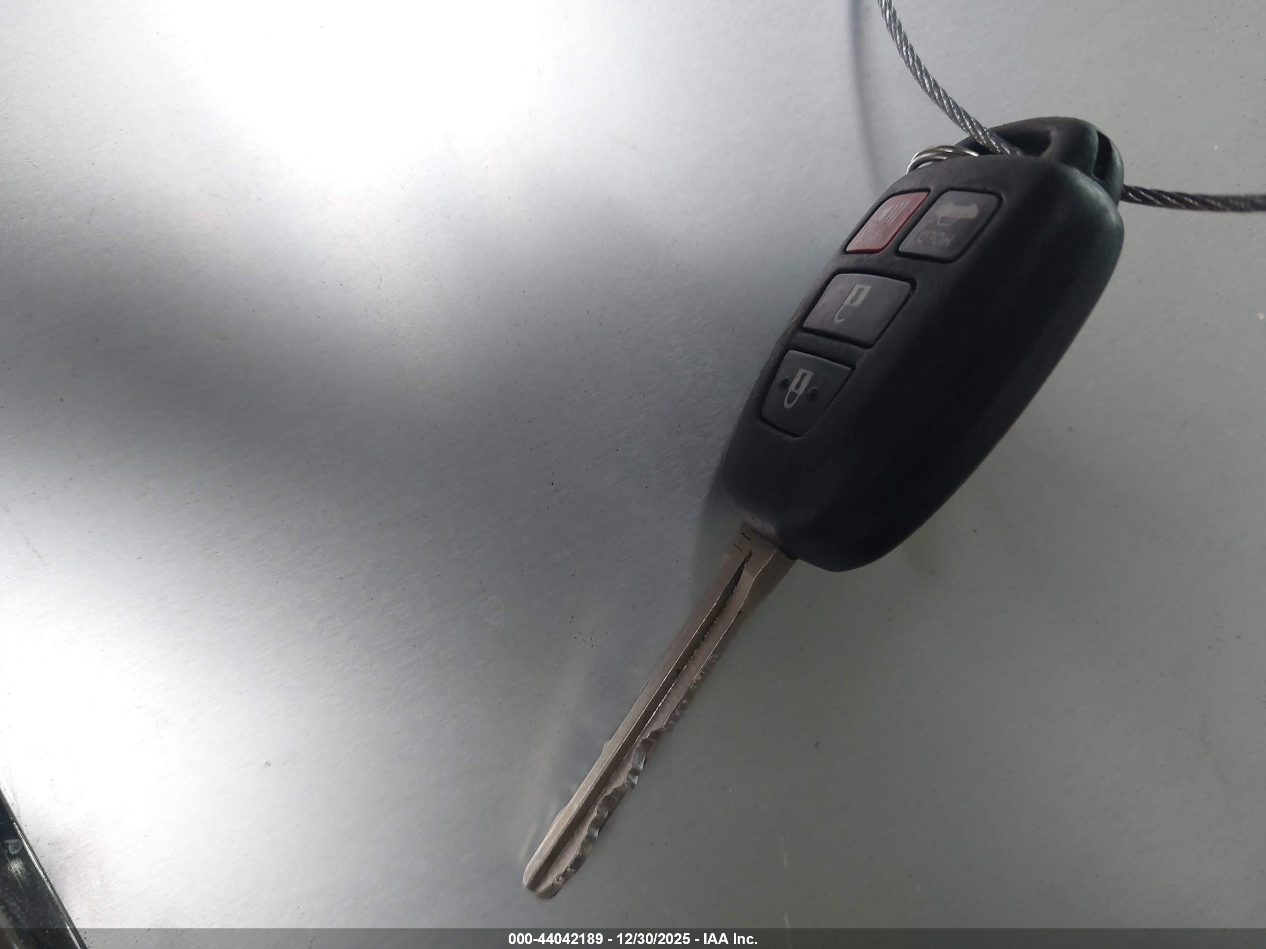 TOYOTA COROLLA image 11
