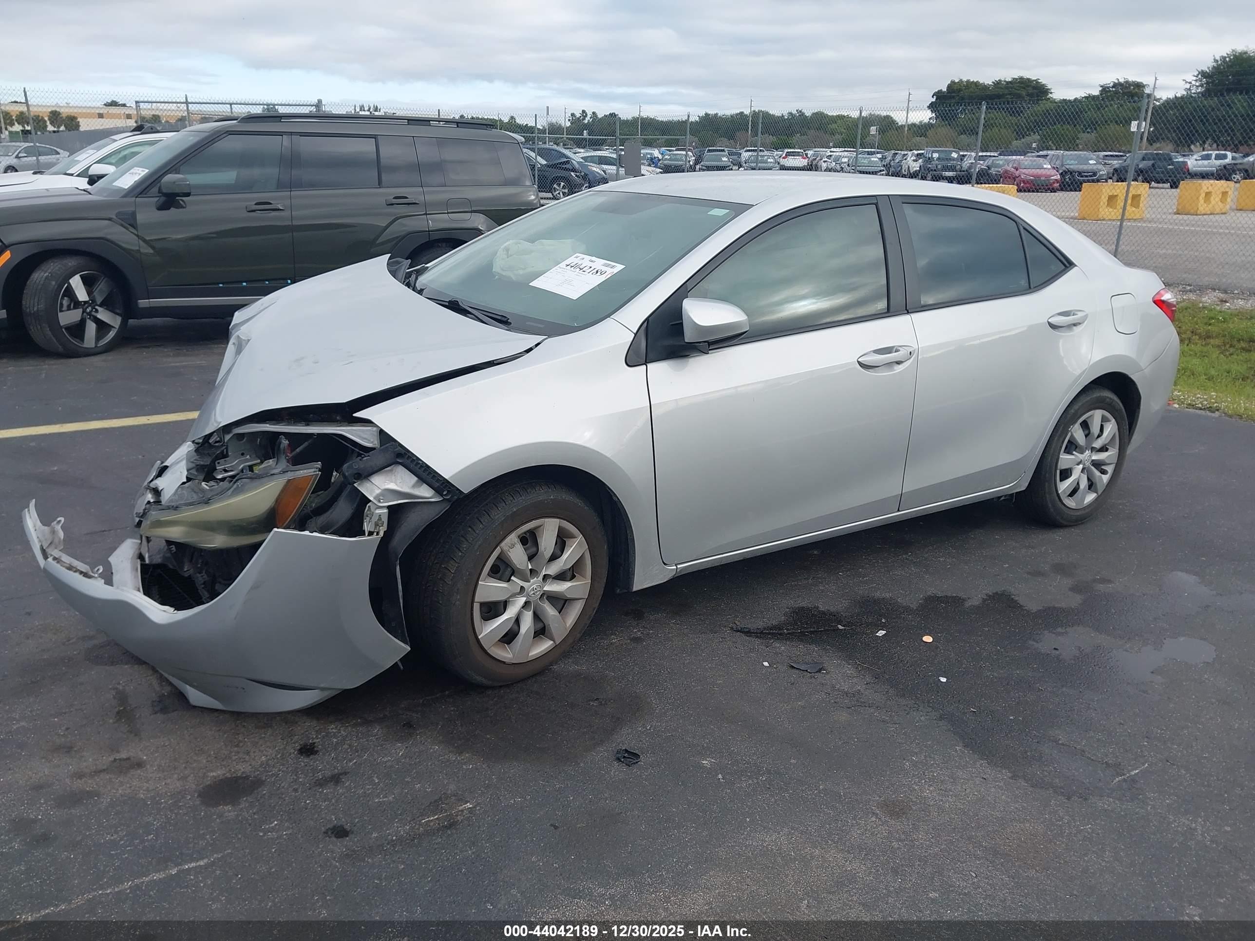 TOYOTA COROLLA image 2