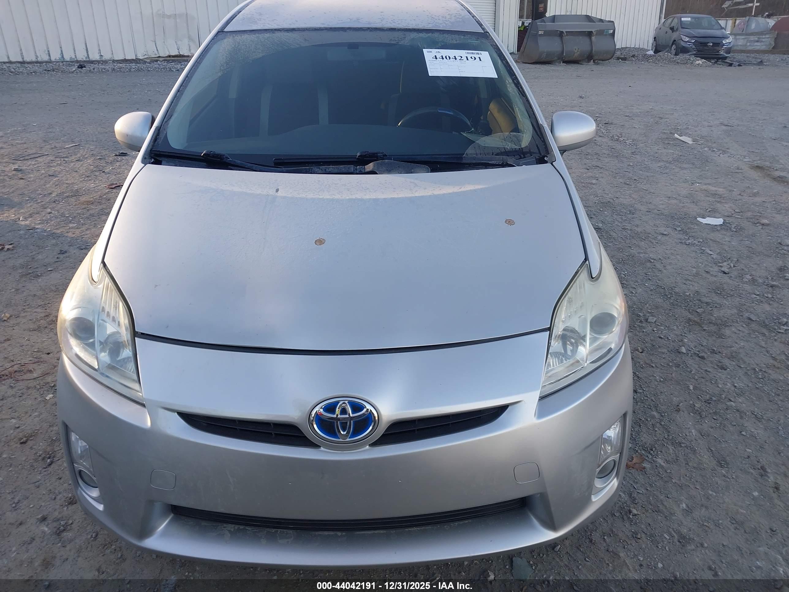 TOYOTA PRIUS image 6