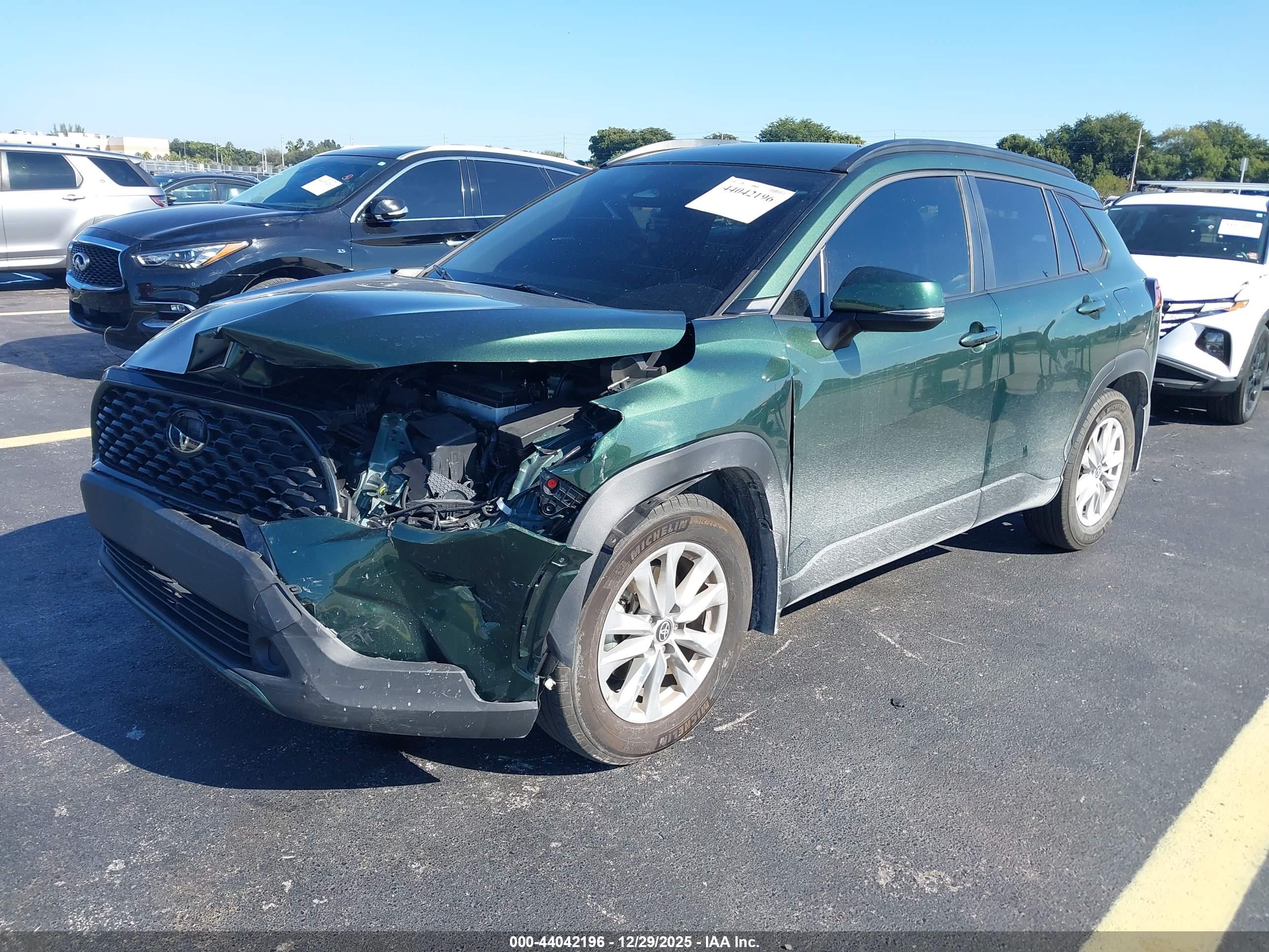 TOYOTA COROLLA image 2