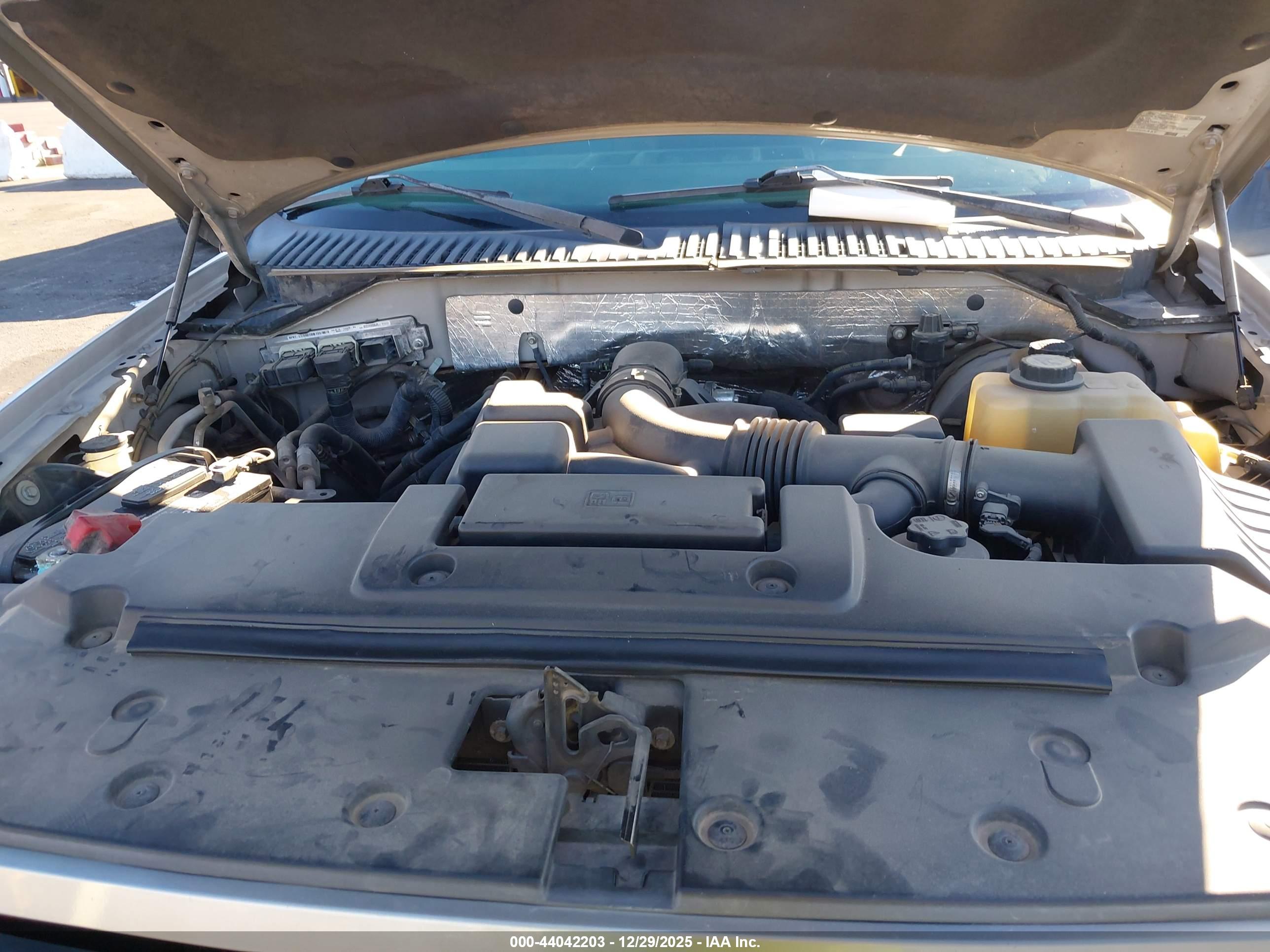 FORD EXPEDITION image 10