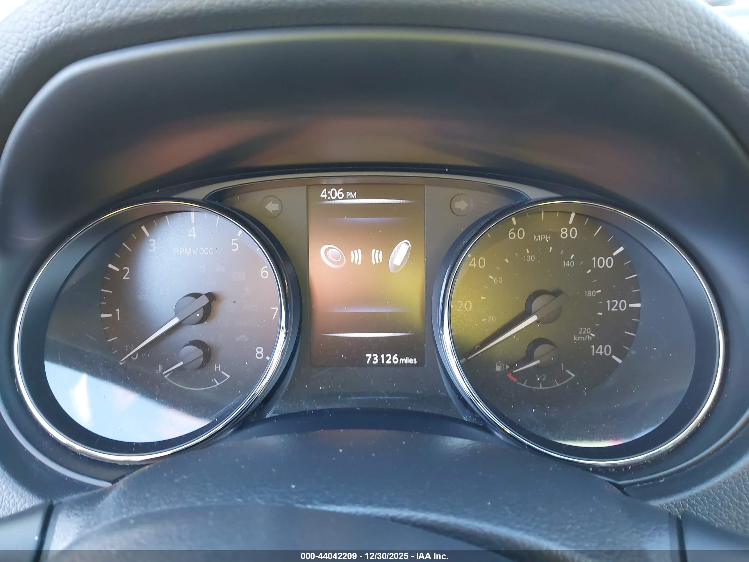 NISSAN ROGUE image 7