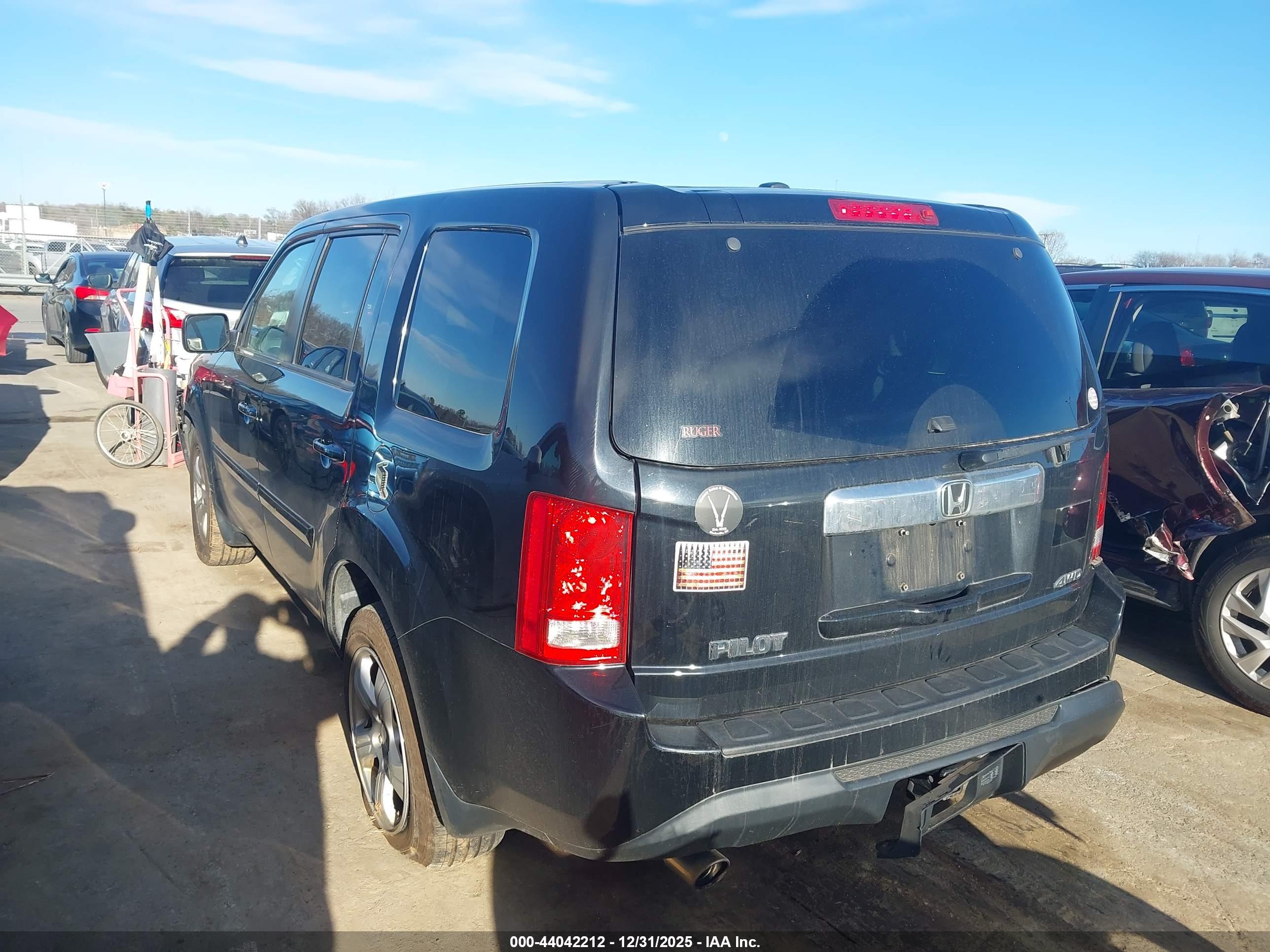 HONDA PILOT image 3