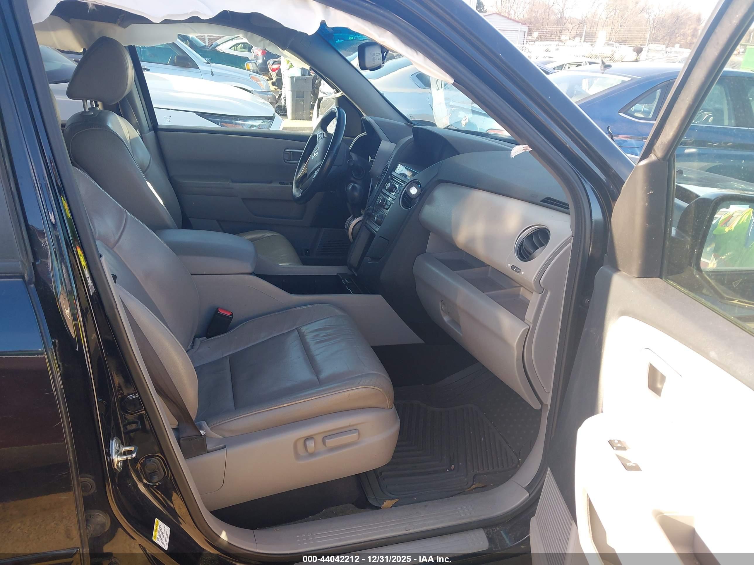 HONDA PILOT image 5