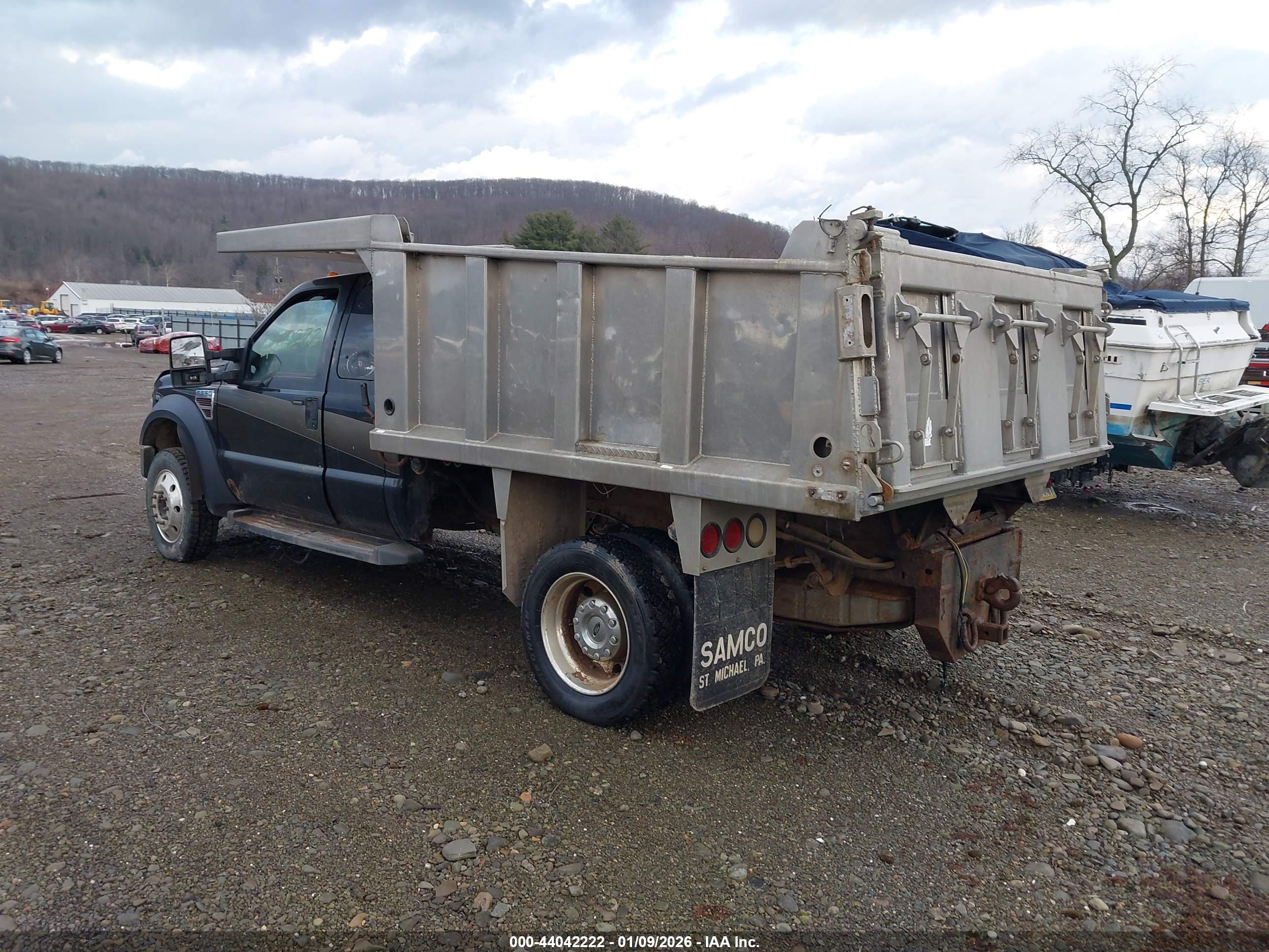 FORD F-550 image 3