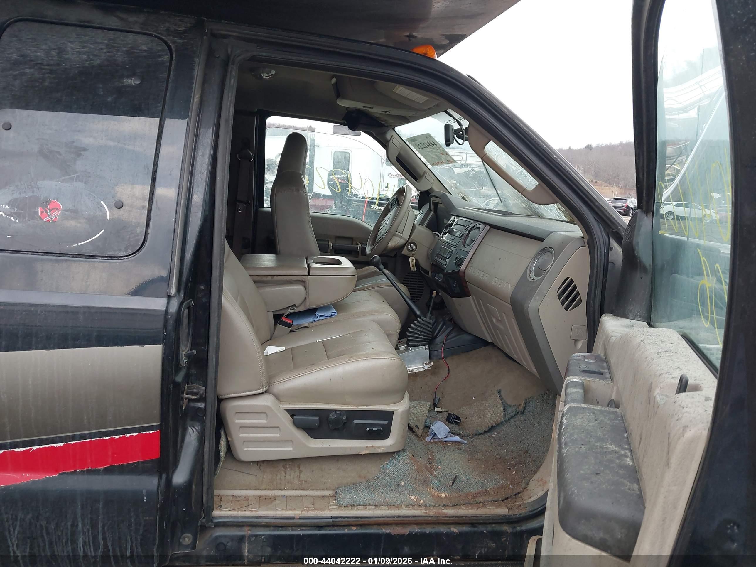 FORD F-550 image 5