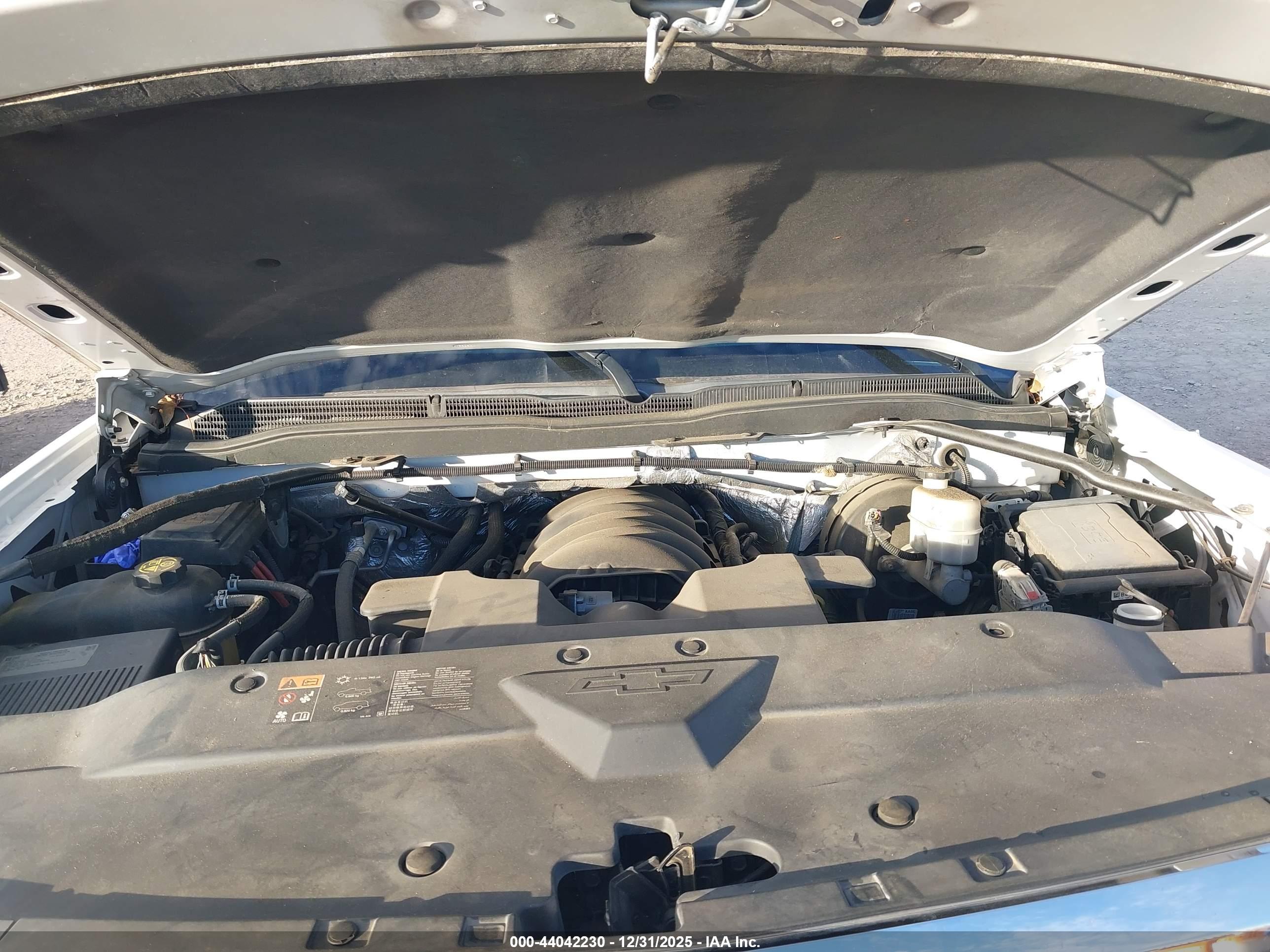 CHEVROLET SILVERADO image 10