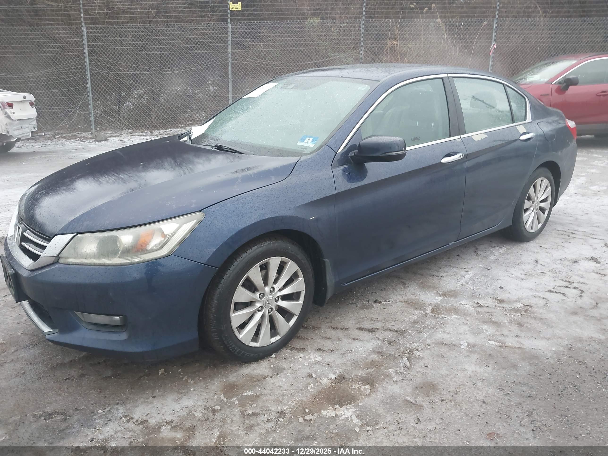 HONDA ACCORD image 2