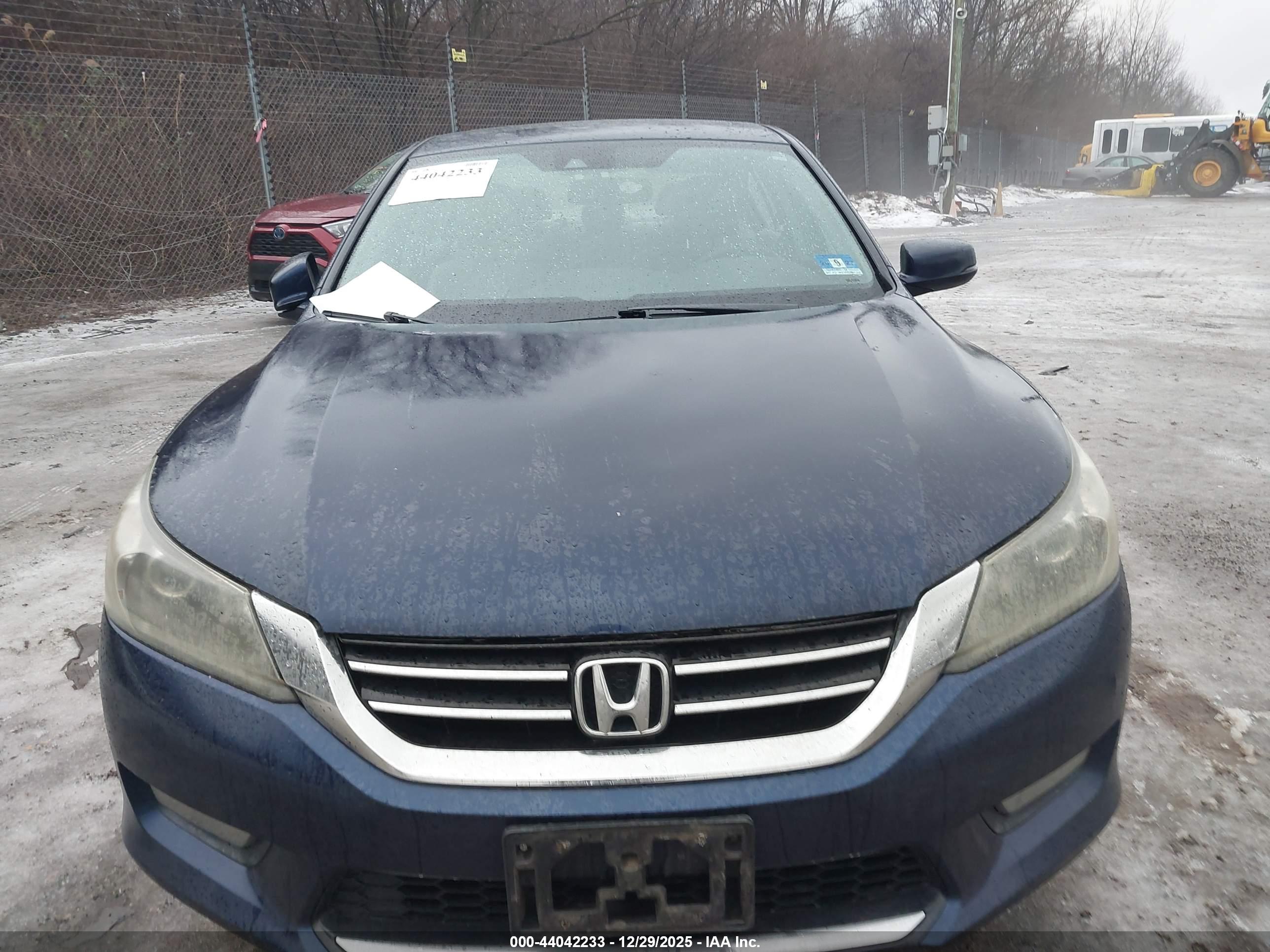 HONDA ACCORD image 6