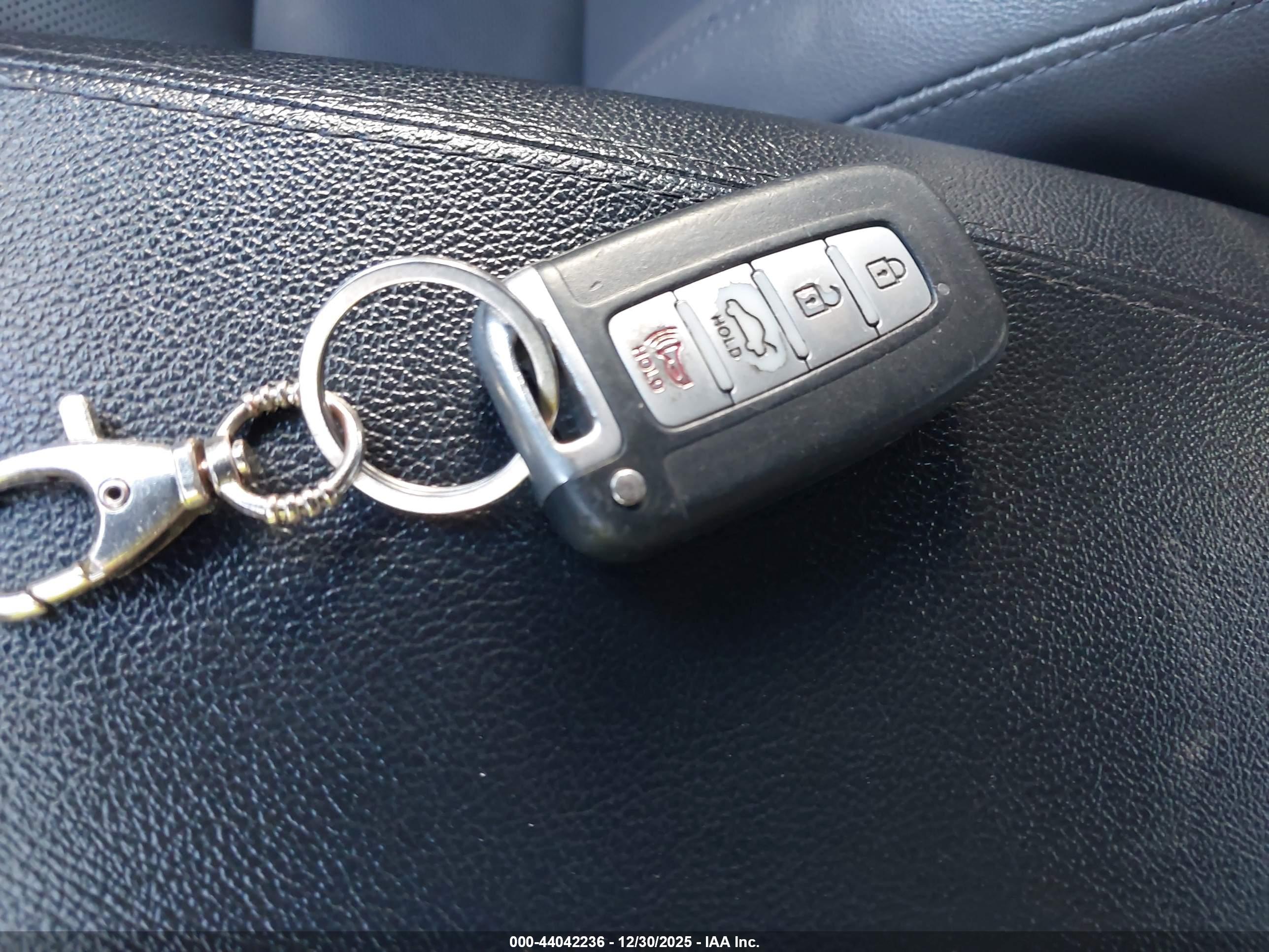 HYUNDAI SONATA image 11
