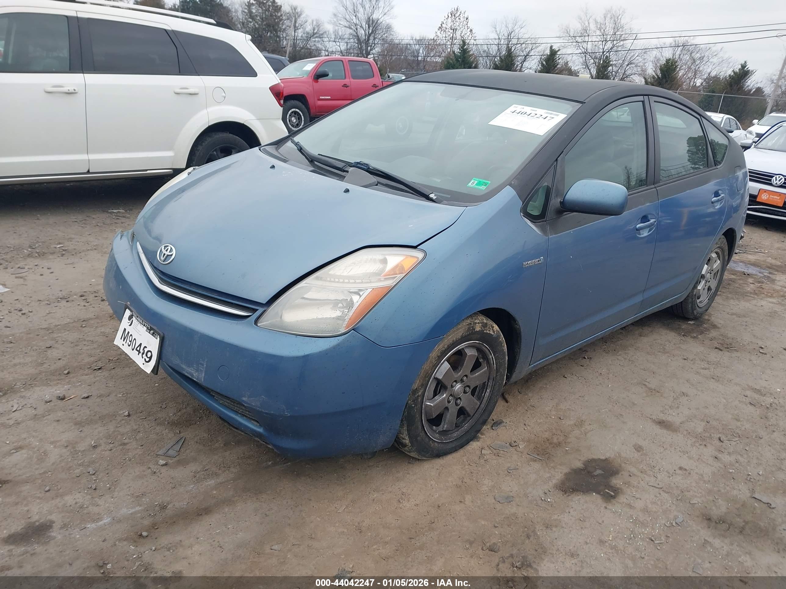 TOYOTA PRIUS image 2