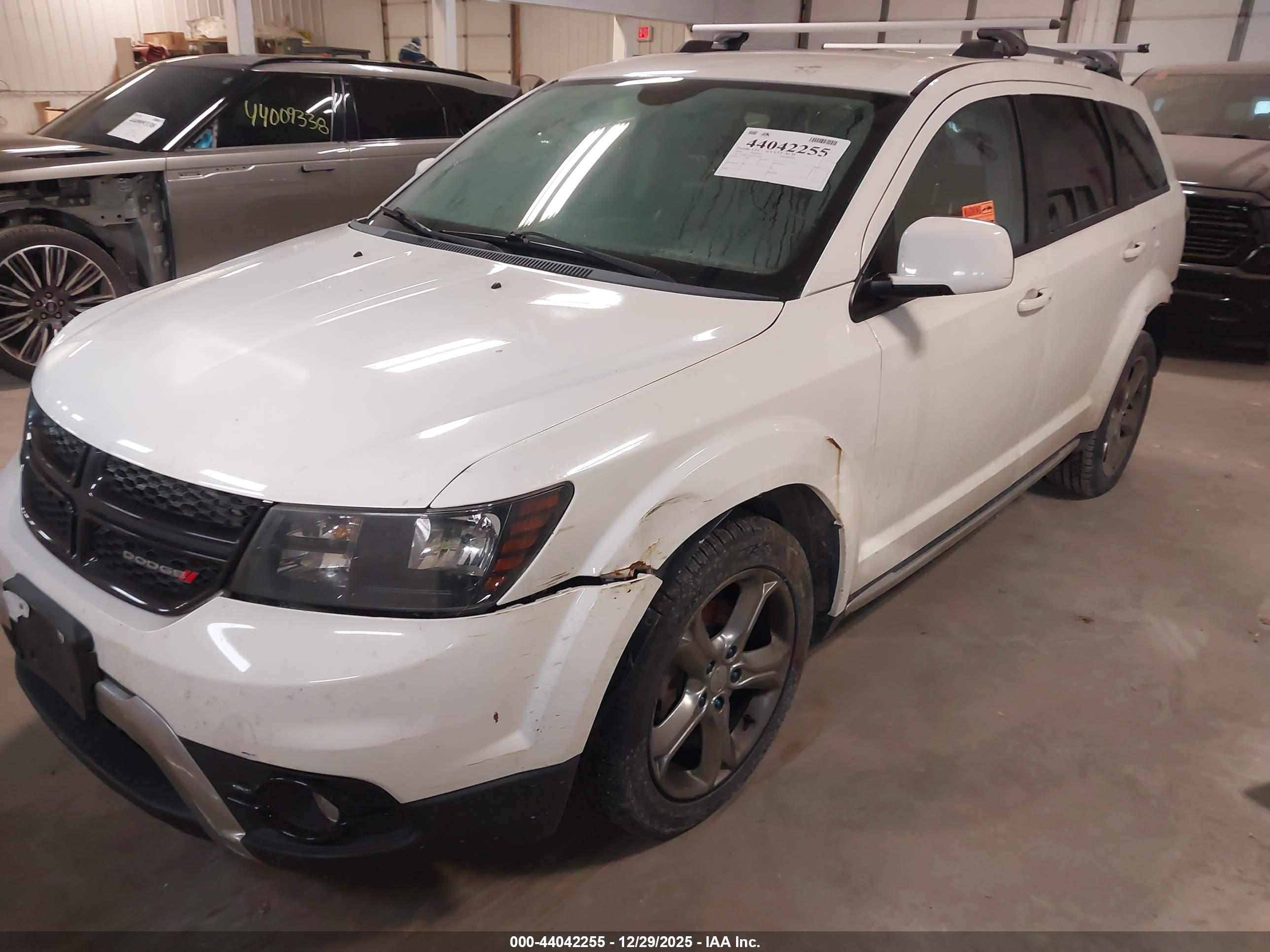 DODGE JOURNEY image 2