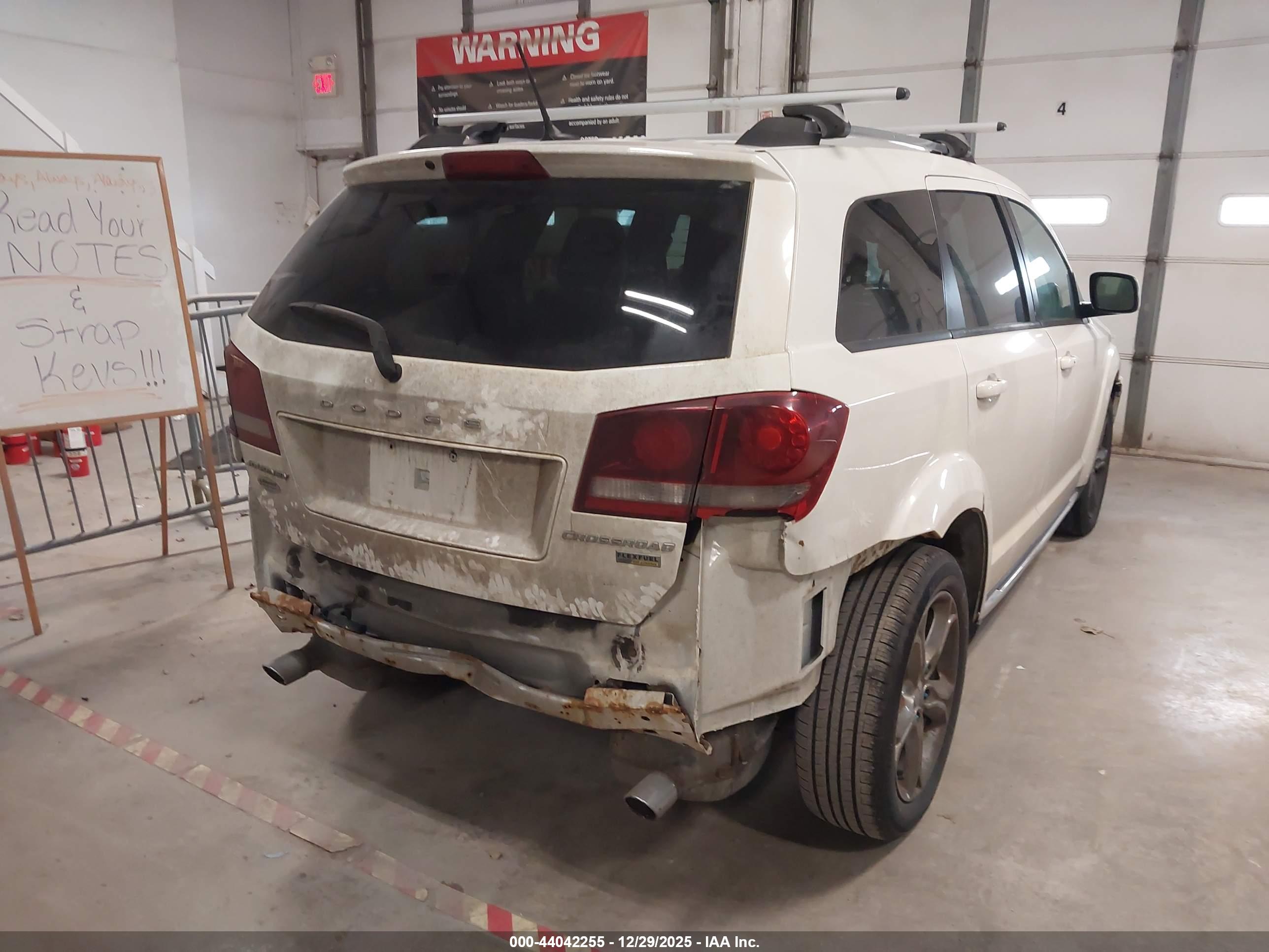 DODGE JOURNEY image 4