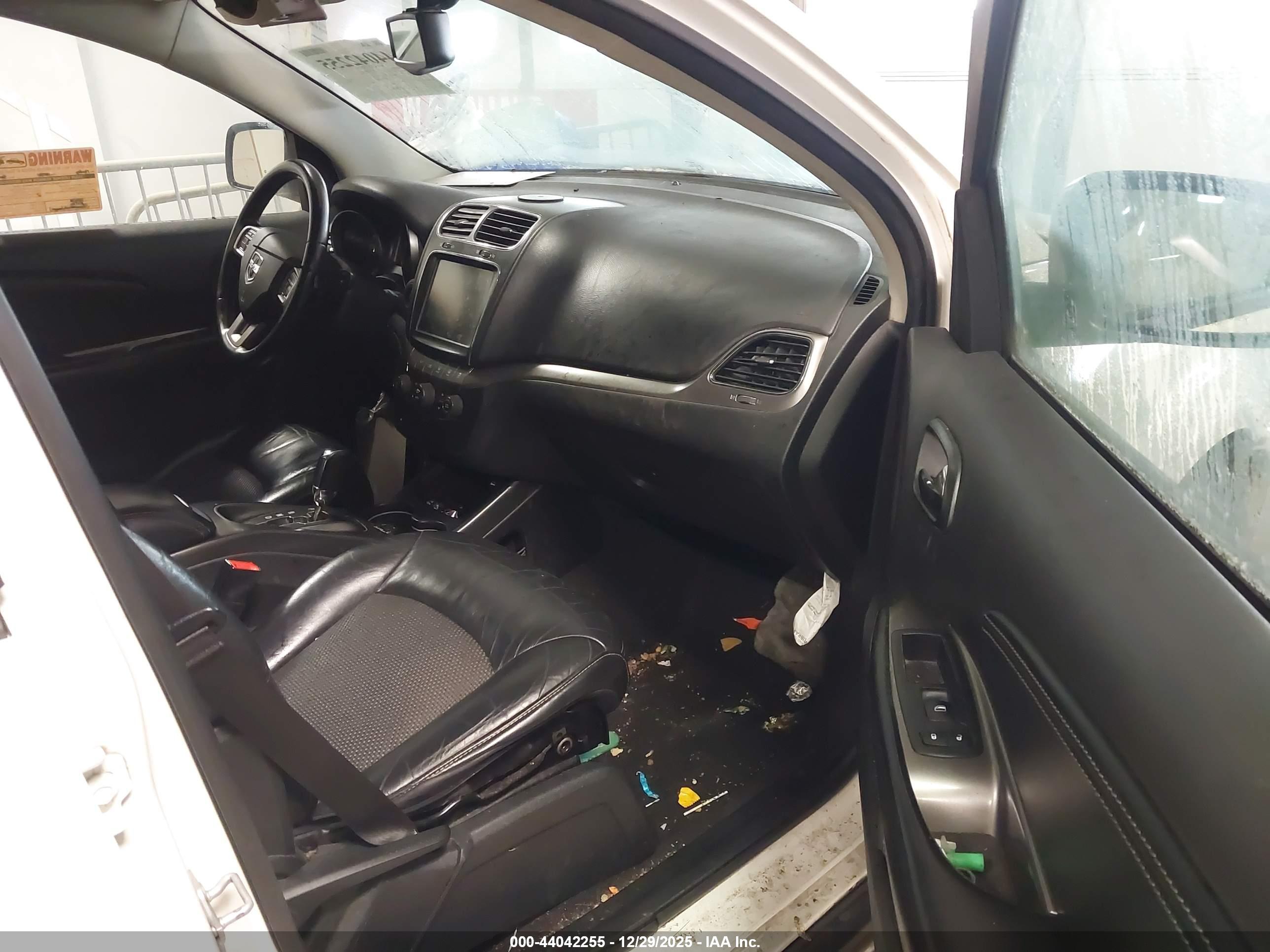 DODGE JOURNEY image 5