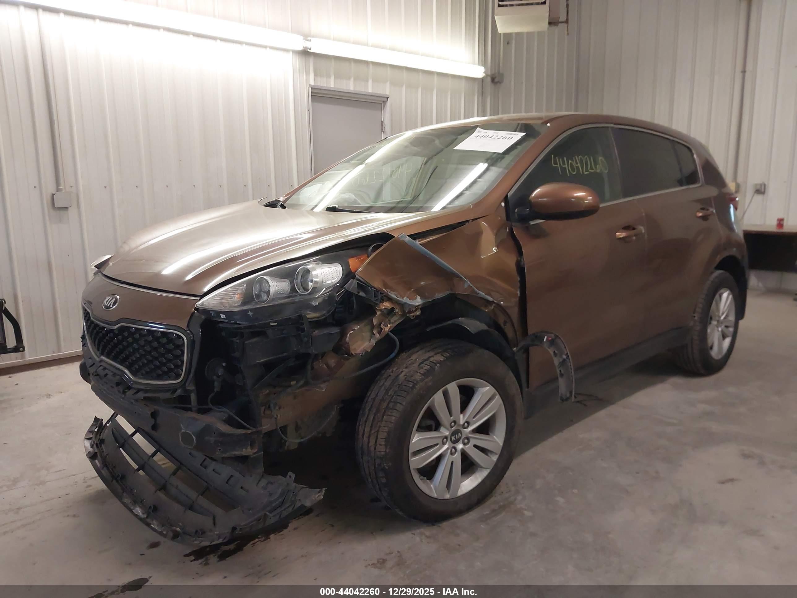 KIA SPORTAGE image 6