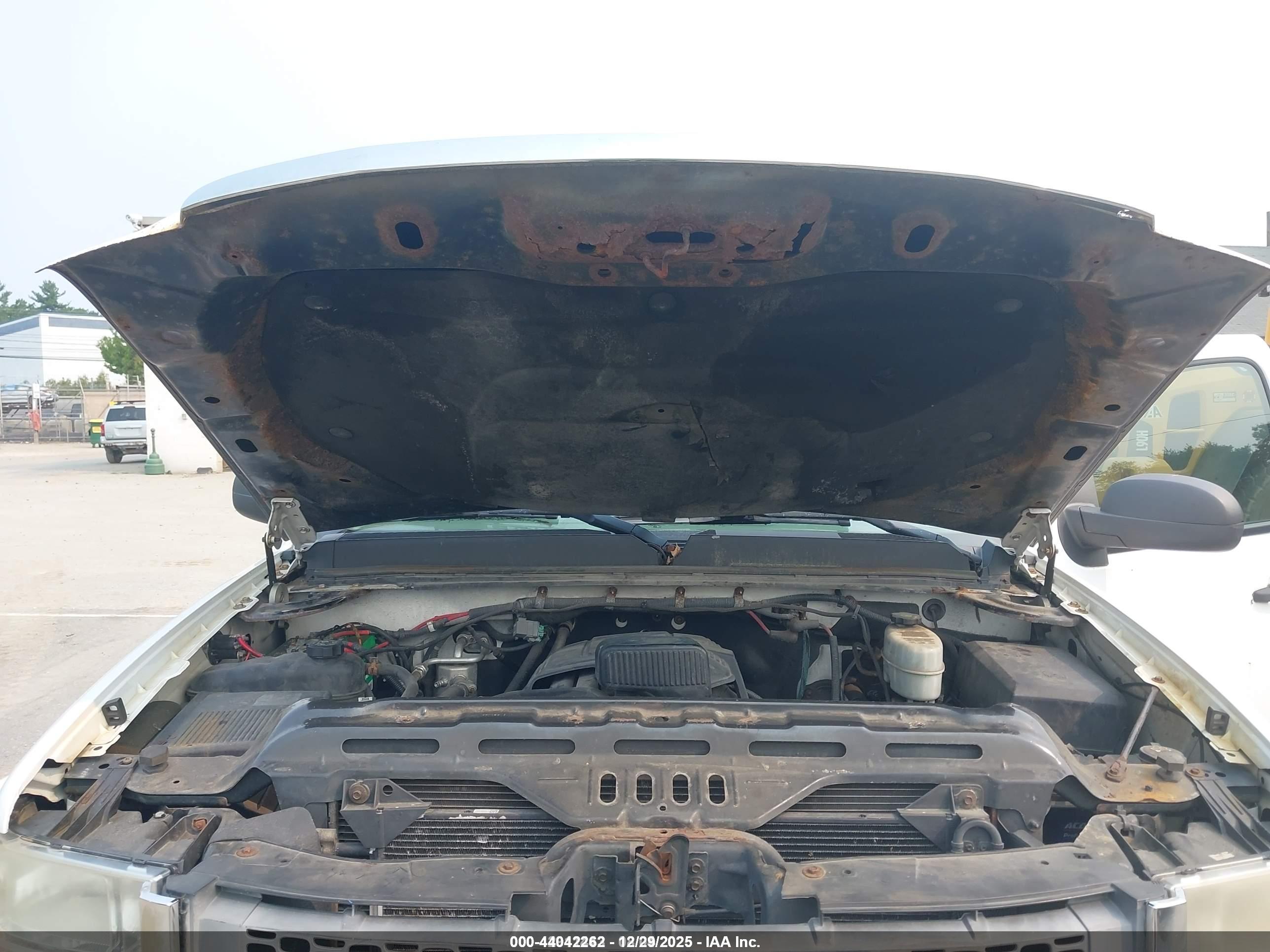 GMC SIERRA image 10