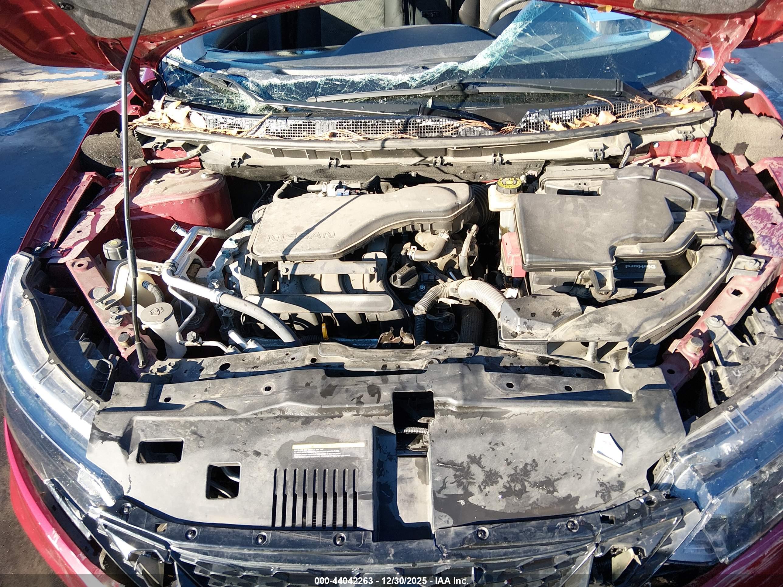 NISSAN ROGUE image 10