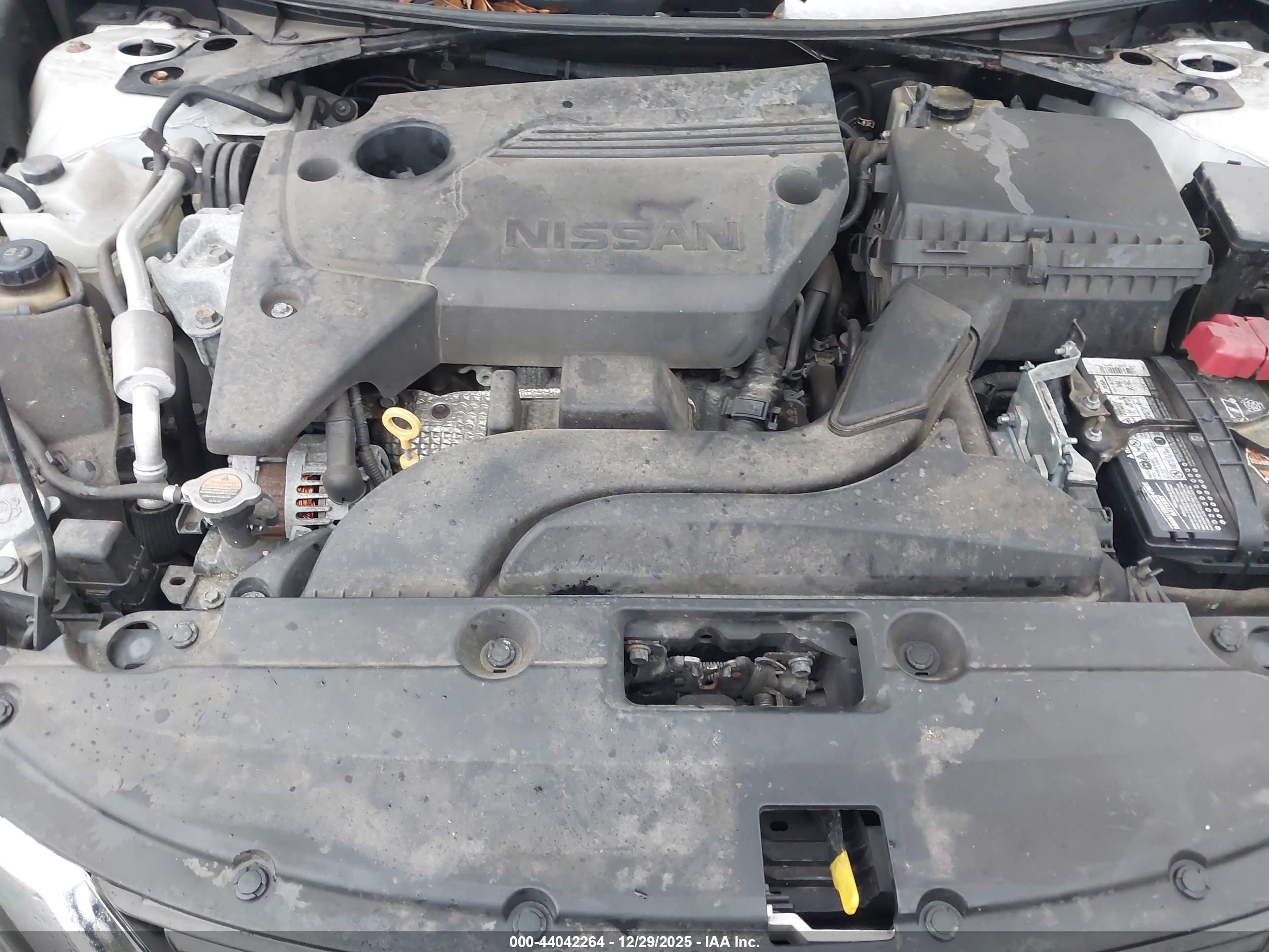 NISSAN ALTIMA image 10