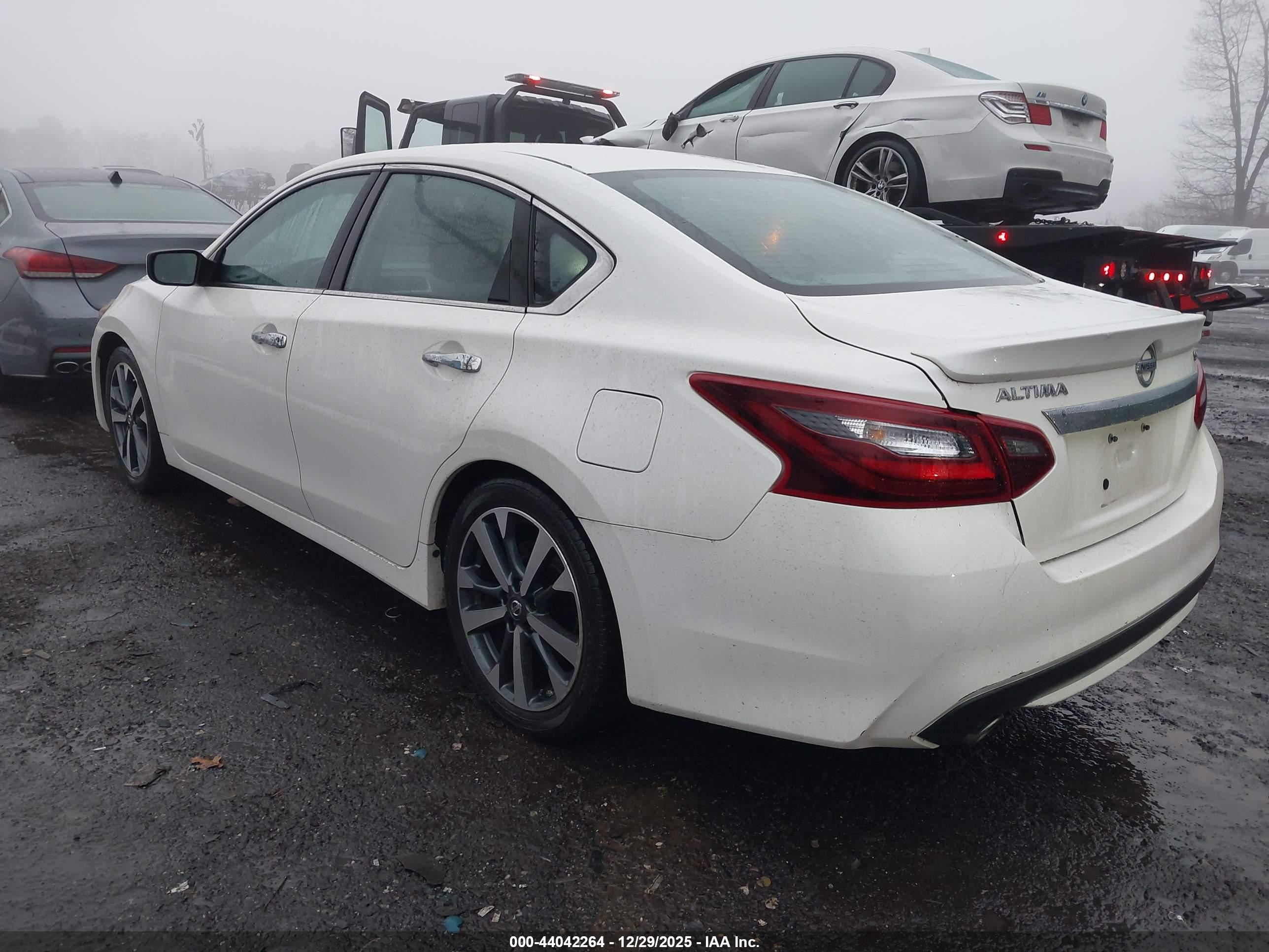 NISSAN ALTIMA image 3