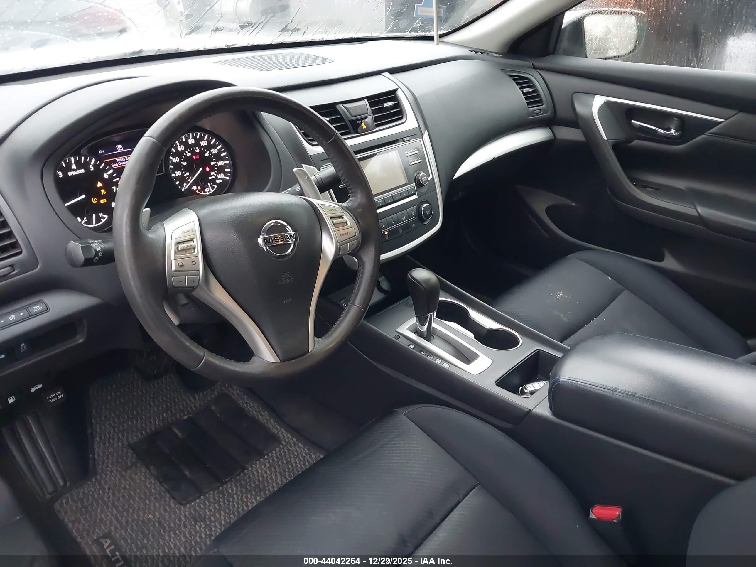 NISSAN ALTIMA image 5