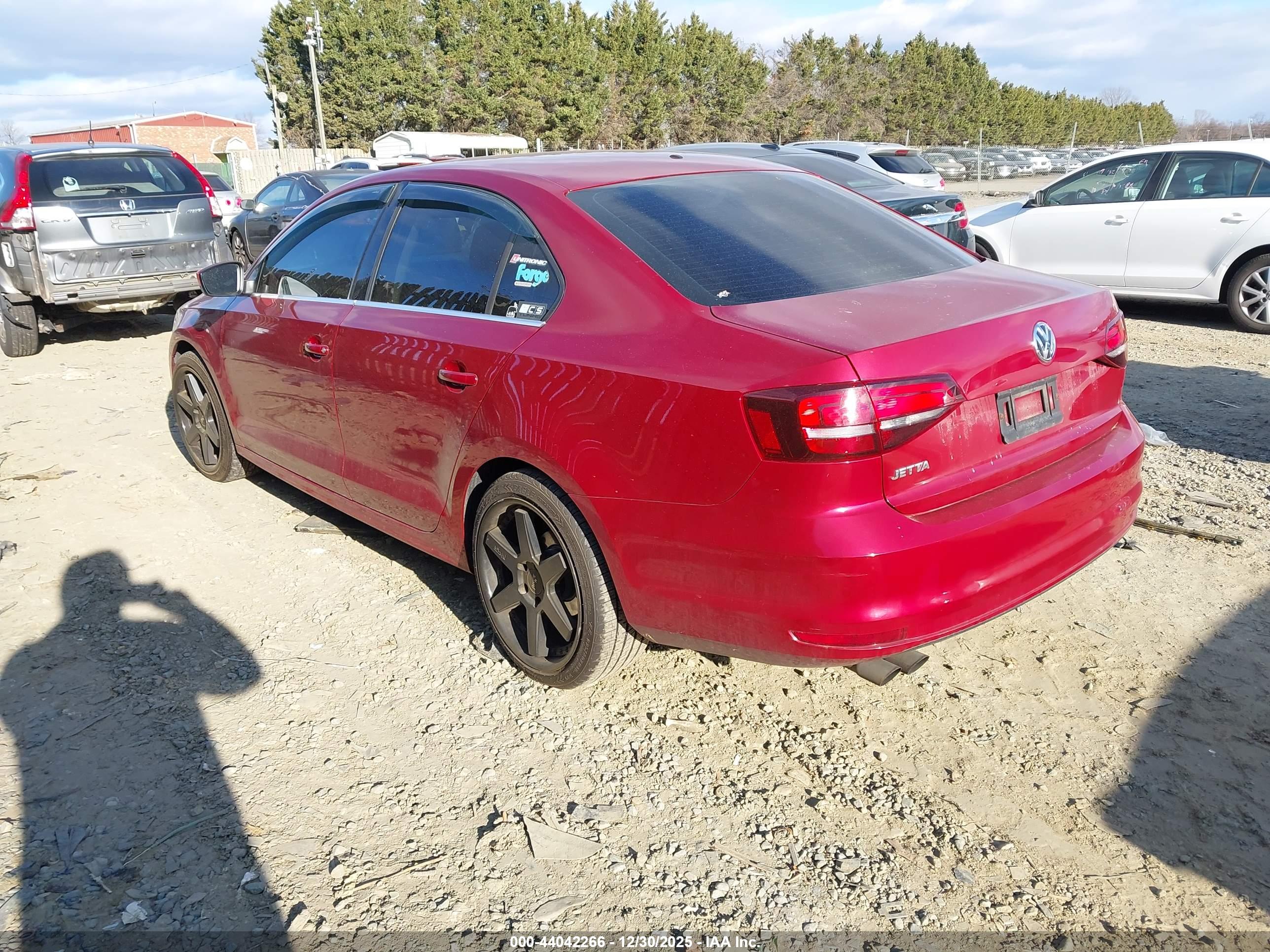 VOLKSWAGEN JETTA image 3