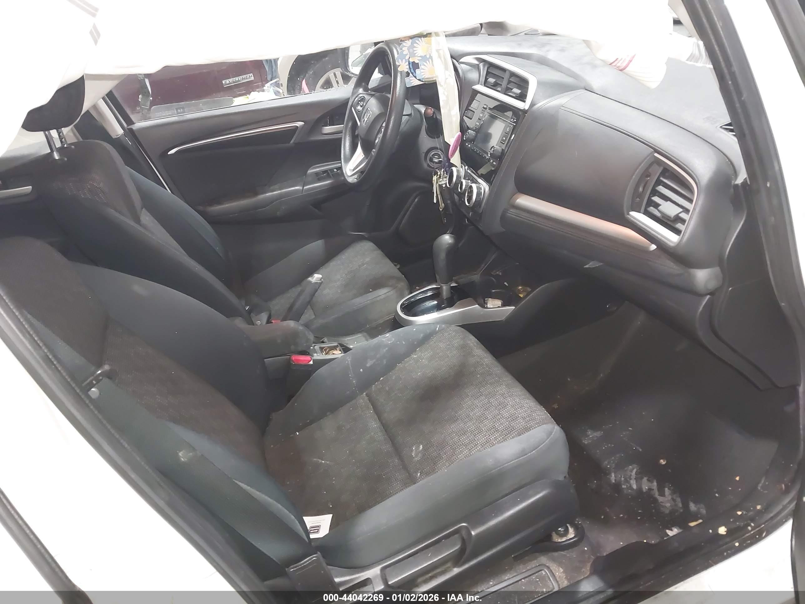 HONDA FIT image 5