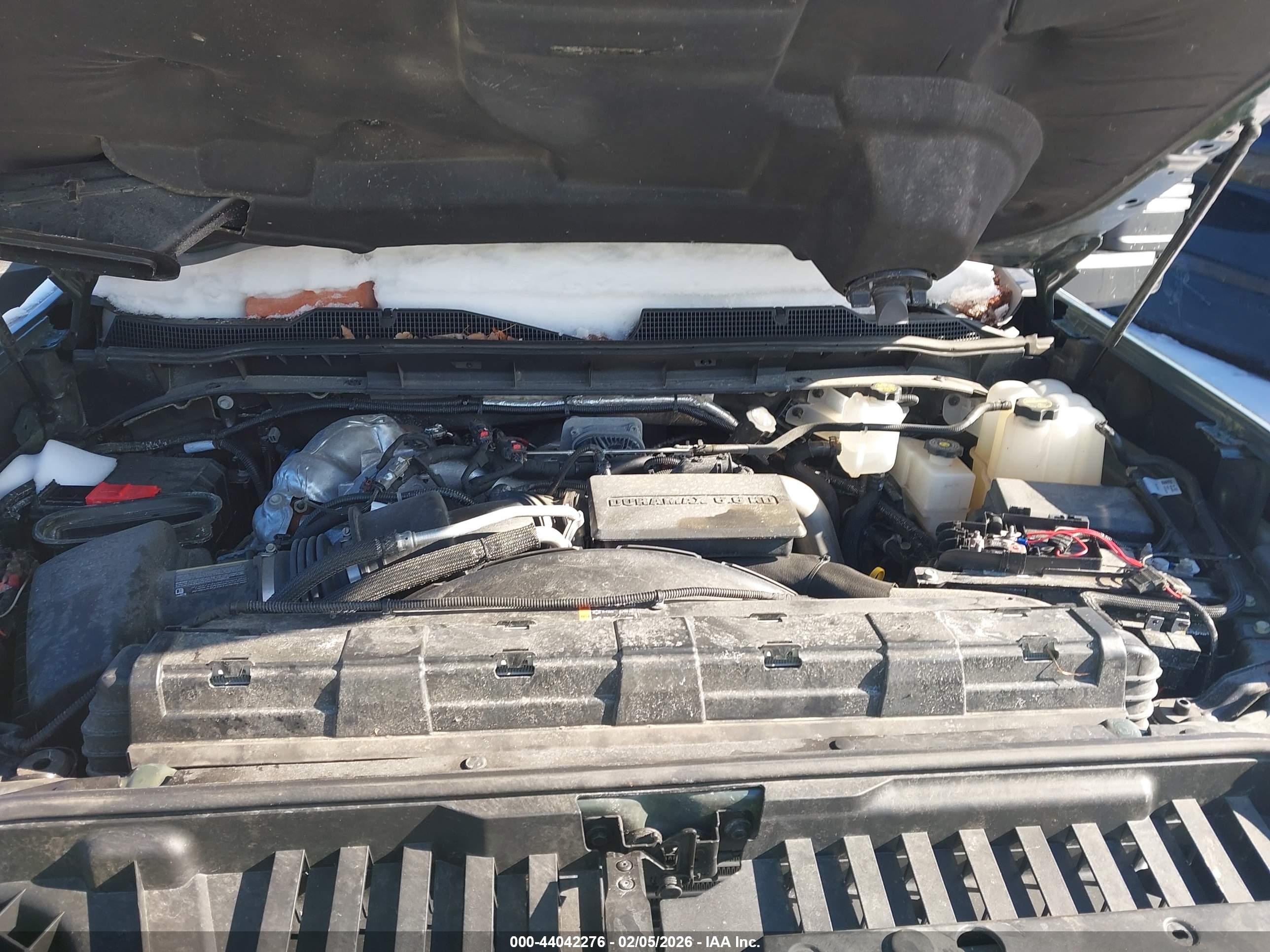 CHEVROLET SILVERADO image 10