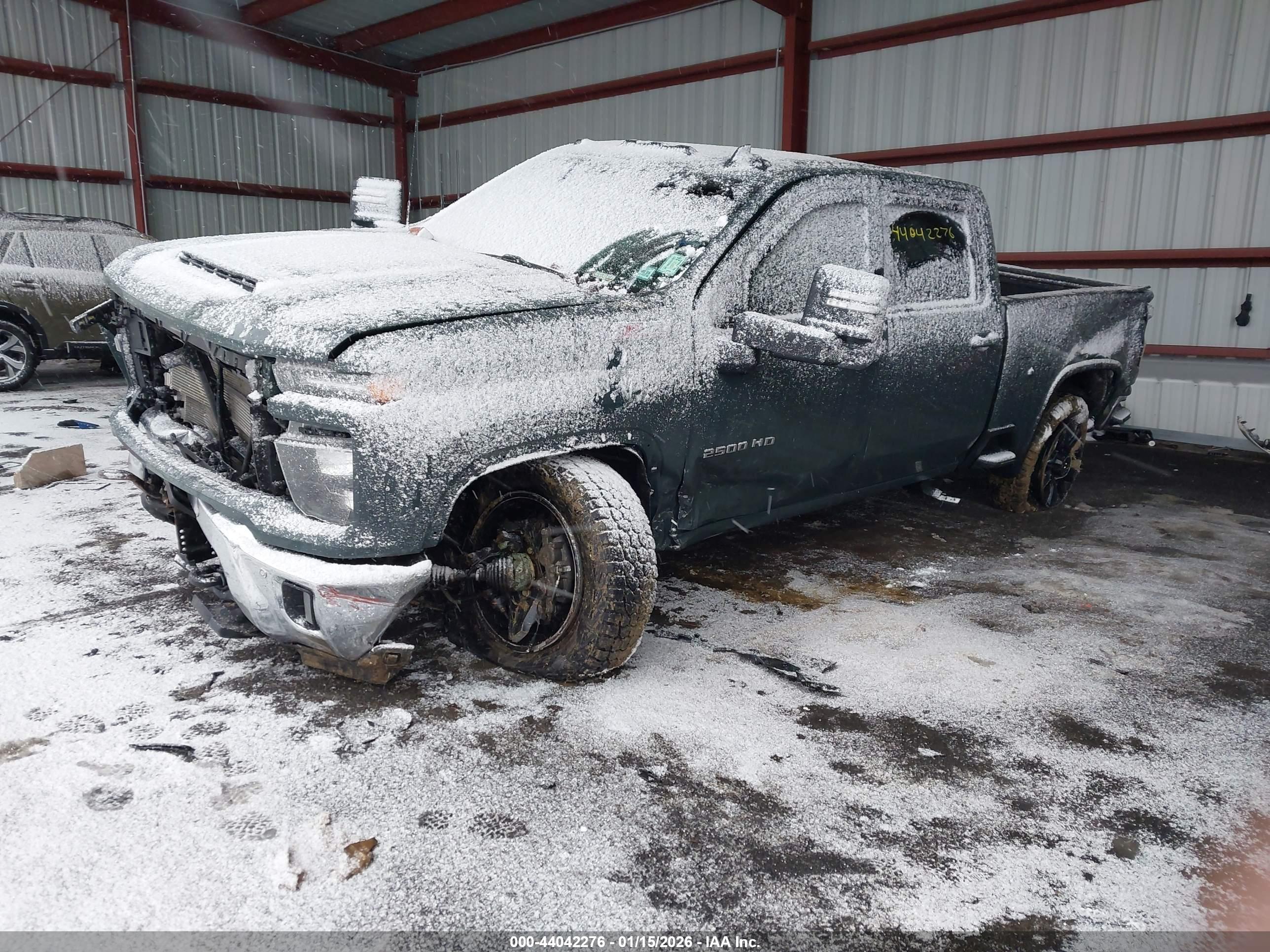 CHEVROLET SILVERADO image 2
