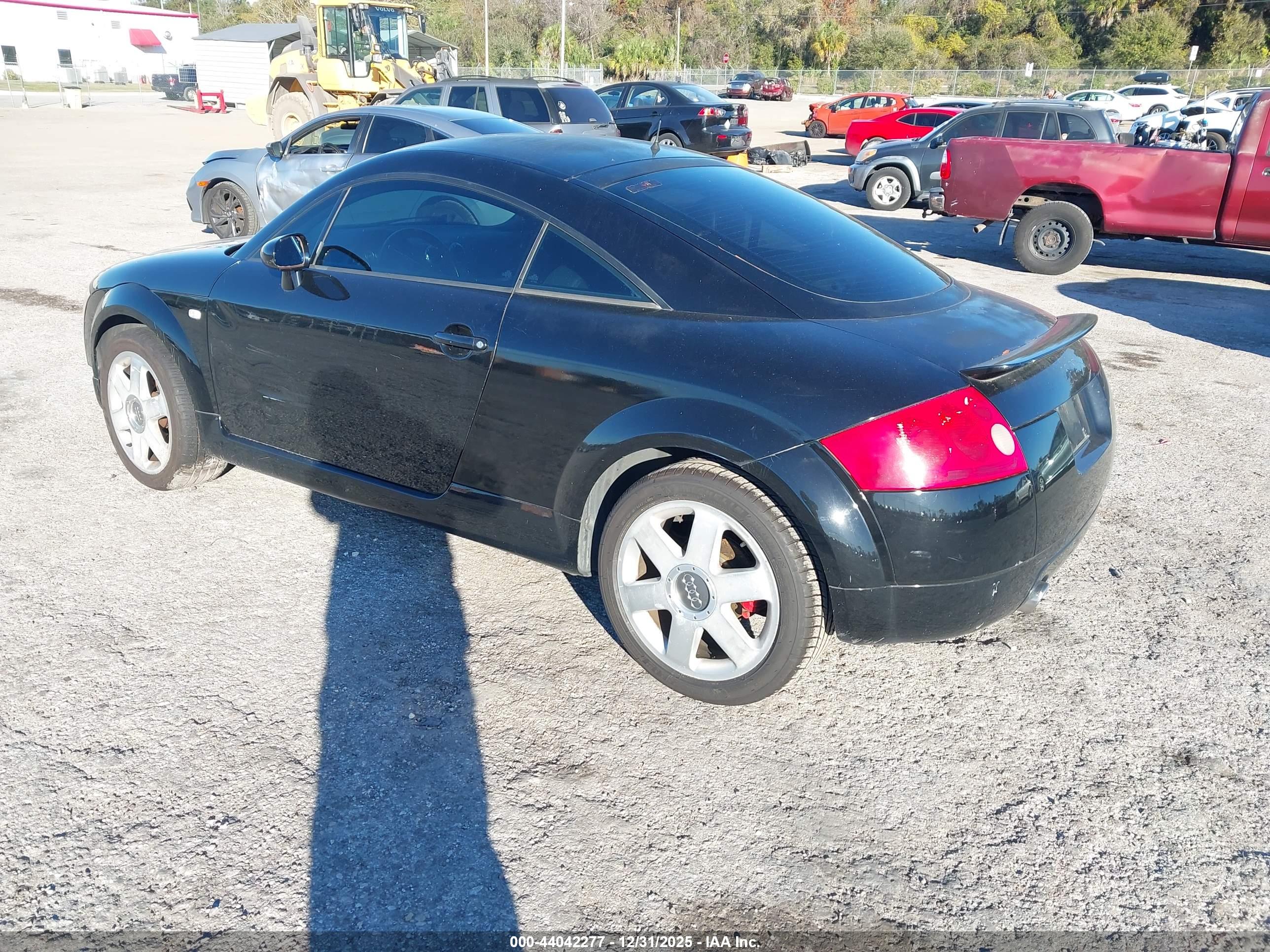AUDI TT image 3
