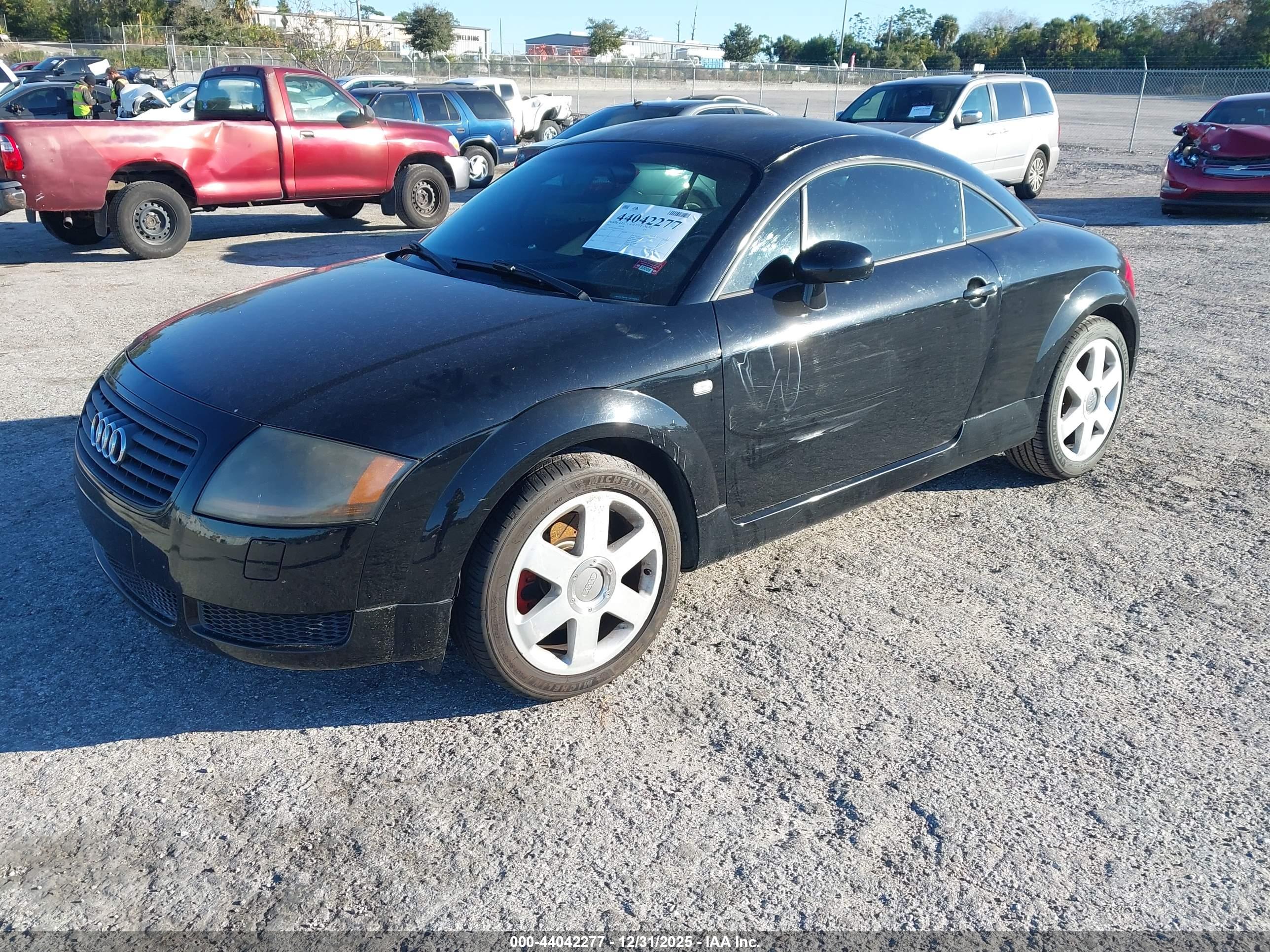 AUDI TT image 6