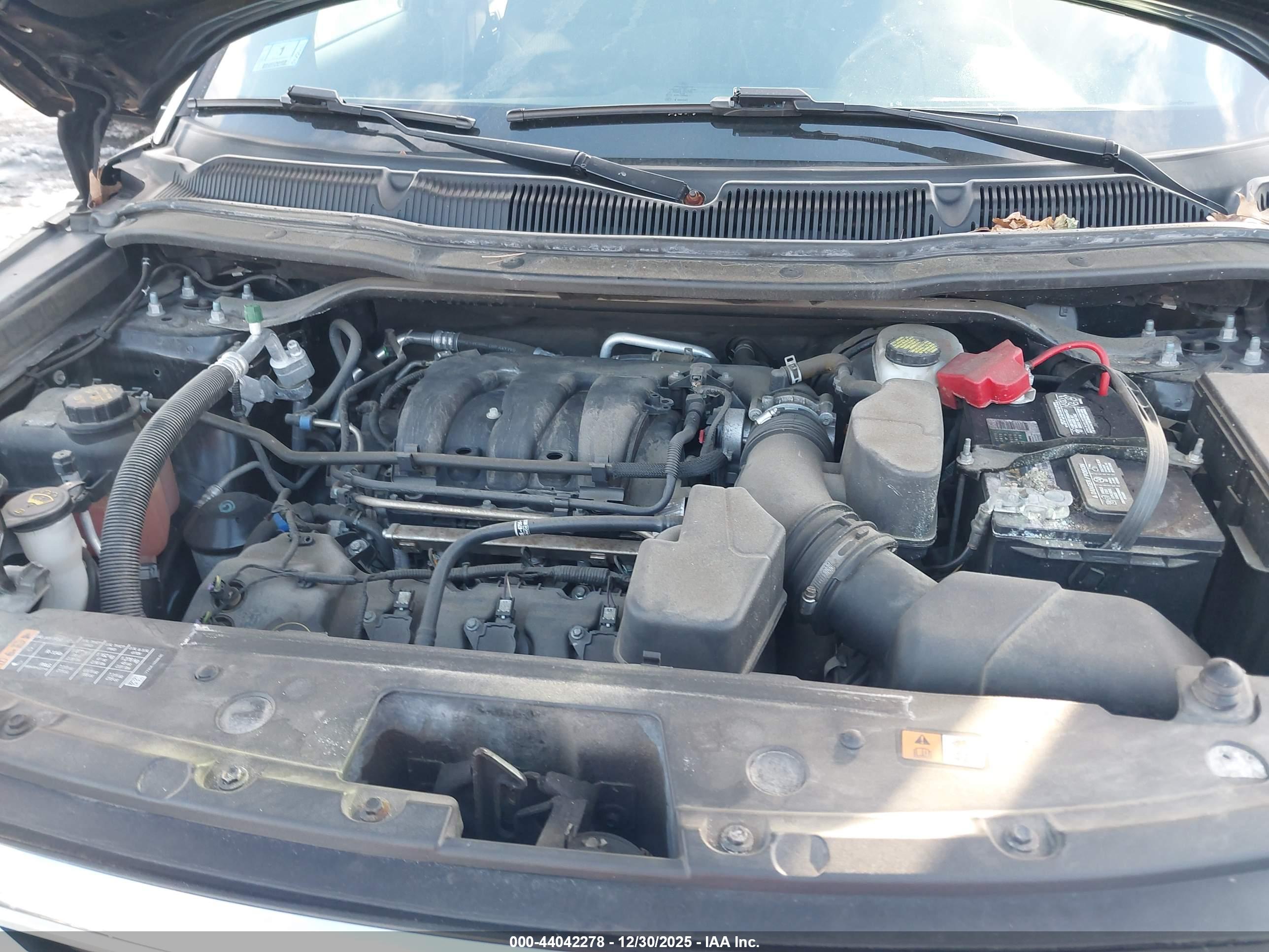 FORD EXPLORER image 10