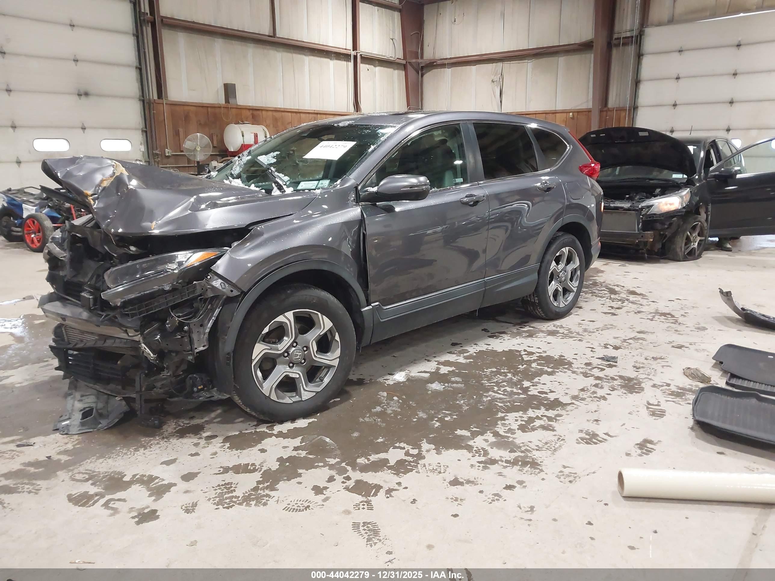 HONDA CR-V image 2