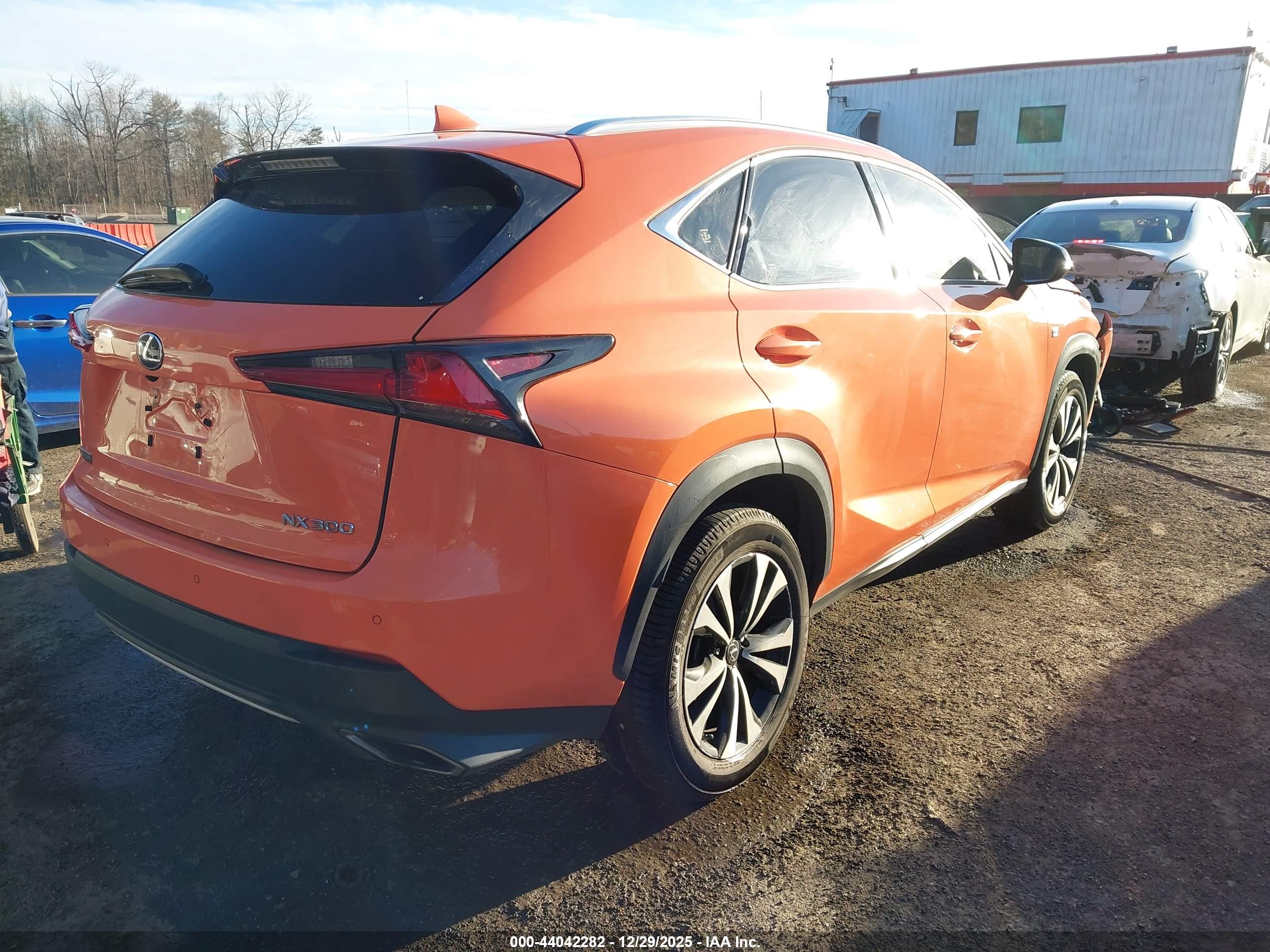 LEXUS NX image 4