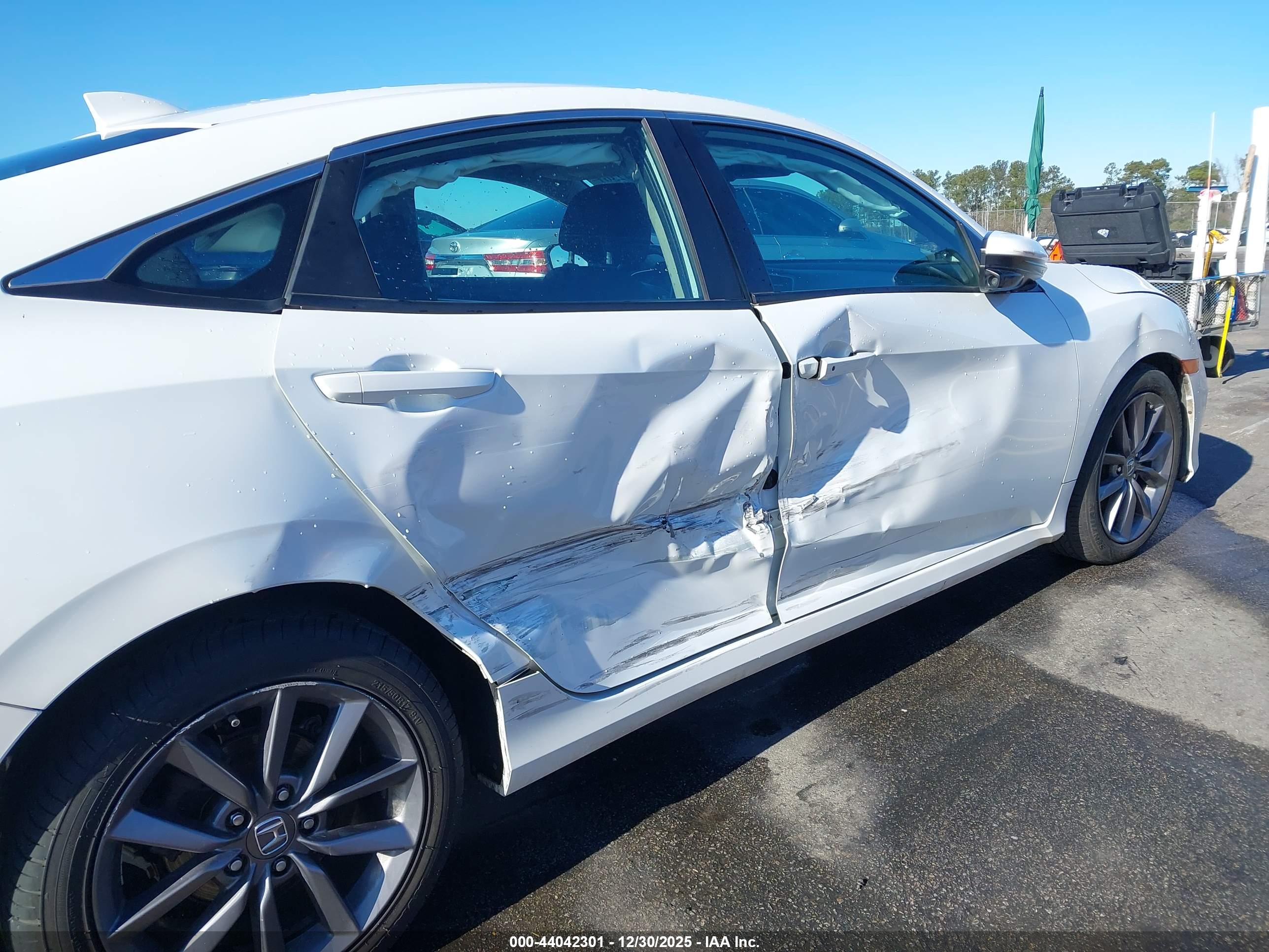 HONDA CIVIC image 6
