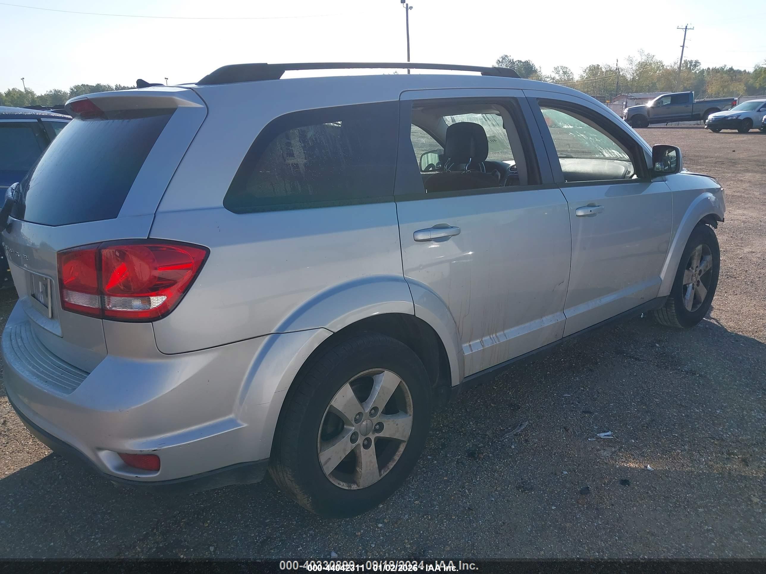 DODGE JOURNEY image 4