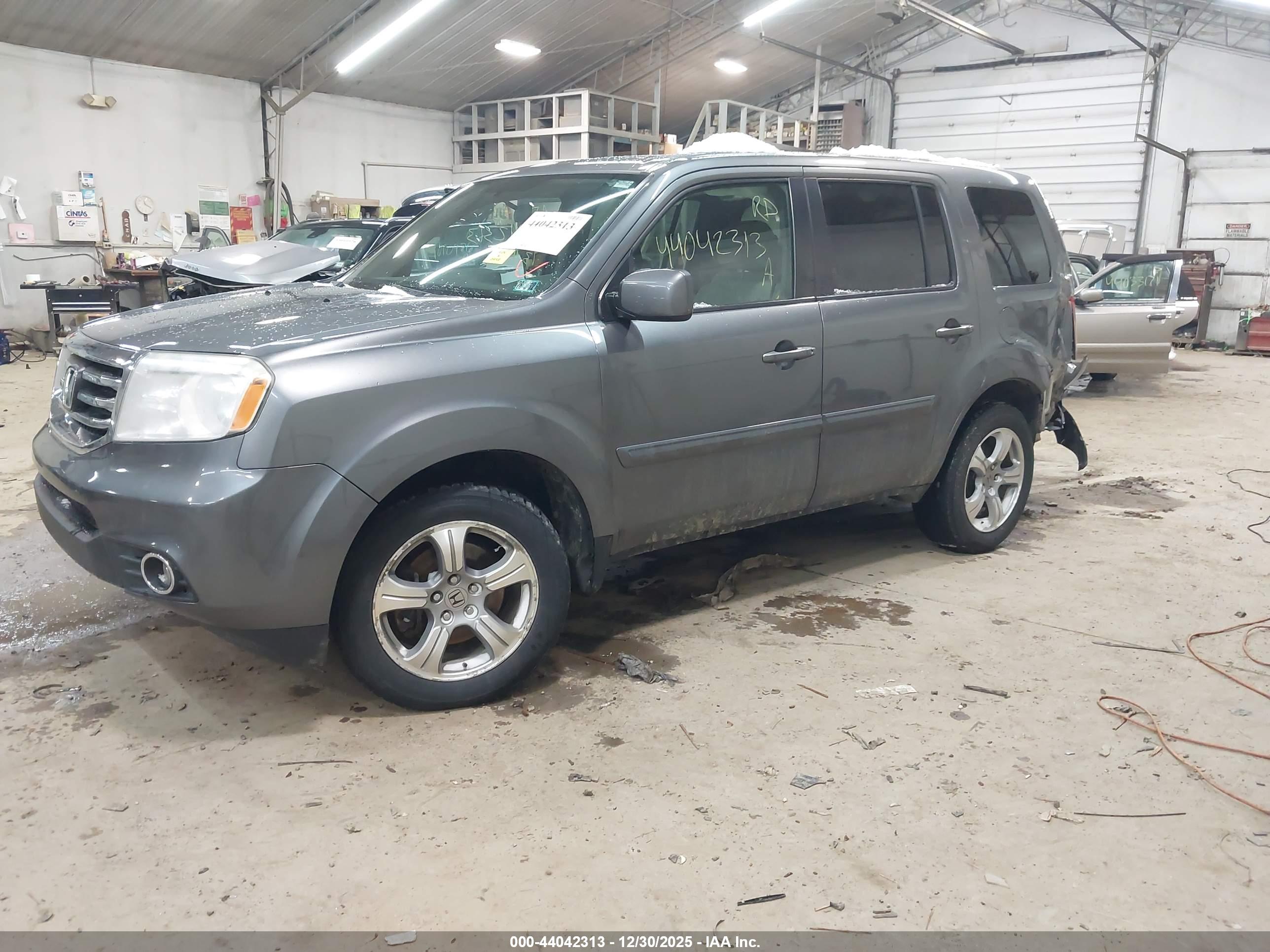 HONDA PILOT image 2