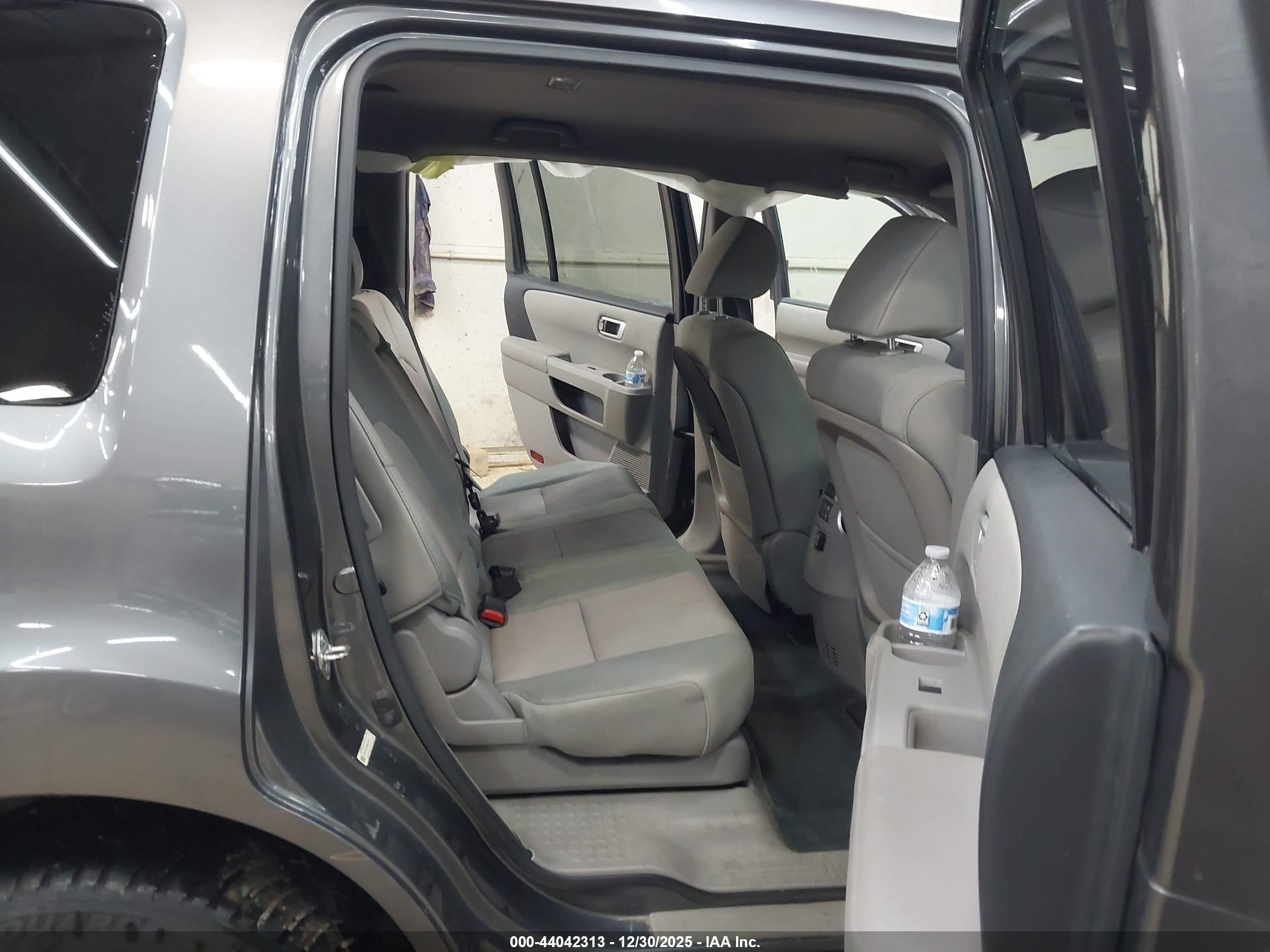 HONDA PILOT image 8