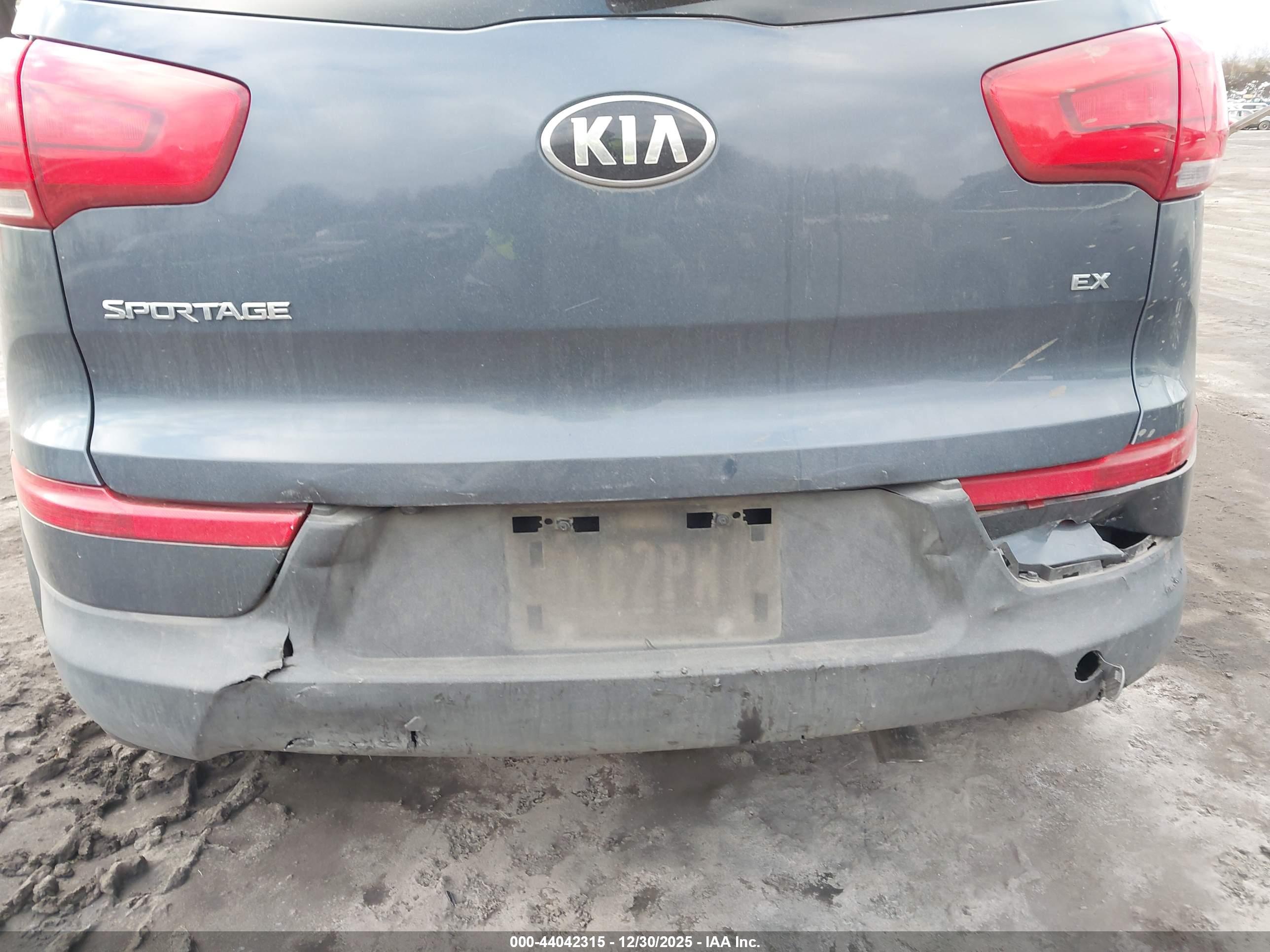 KIA SPORTAGE image 6