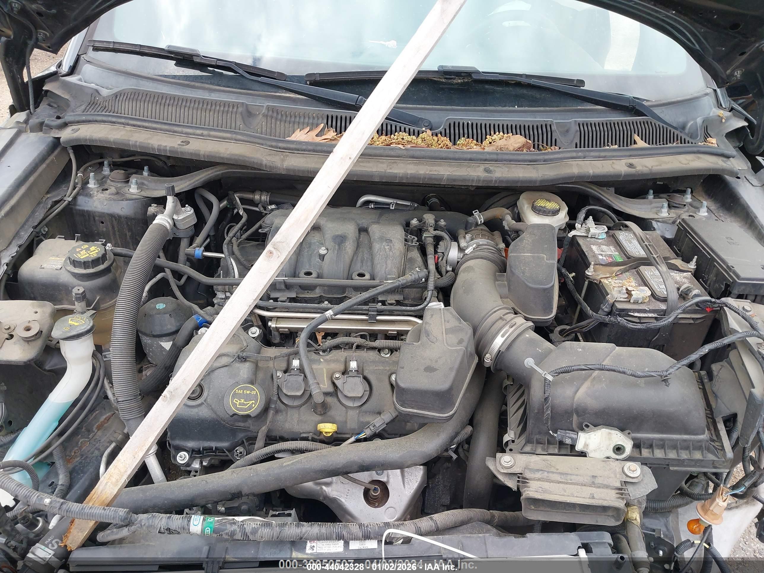 FORD EXPLORER image 10