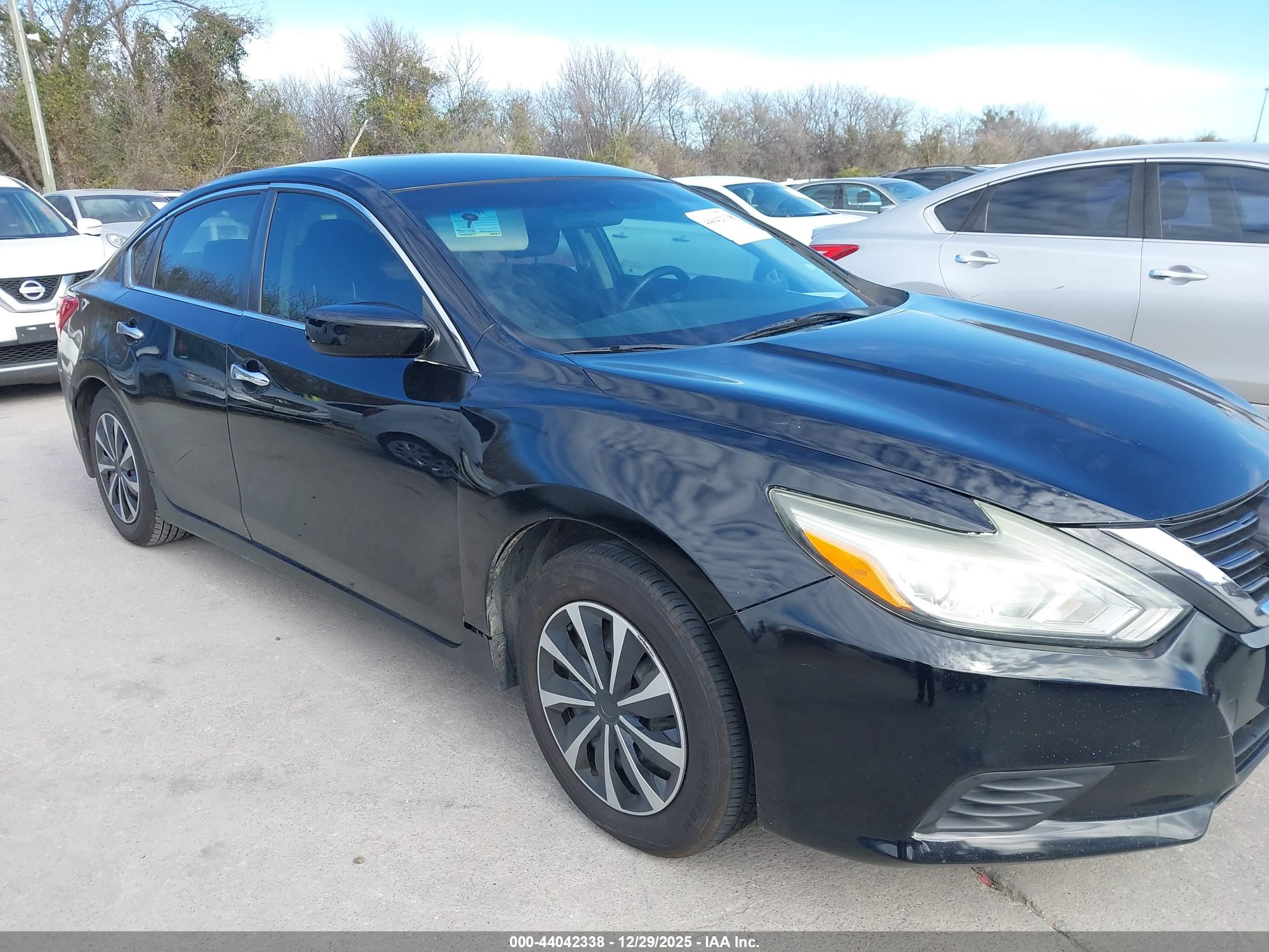 NISSAN ALTIMA image 6