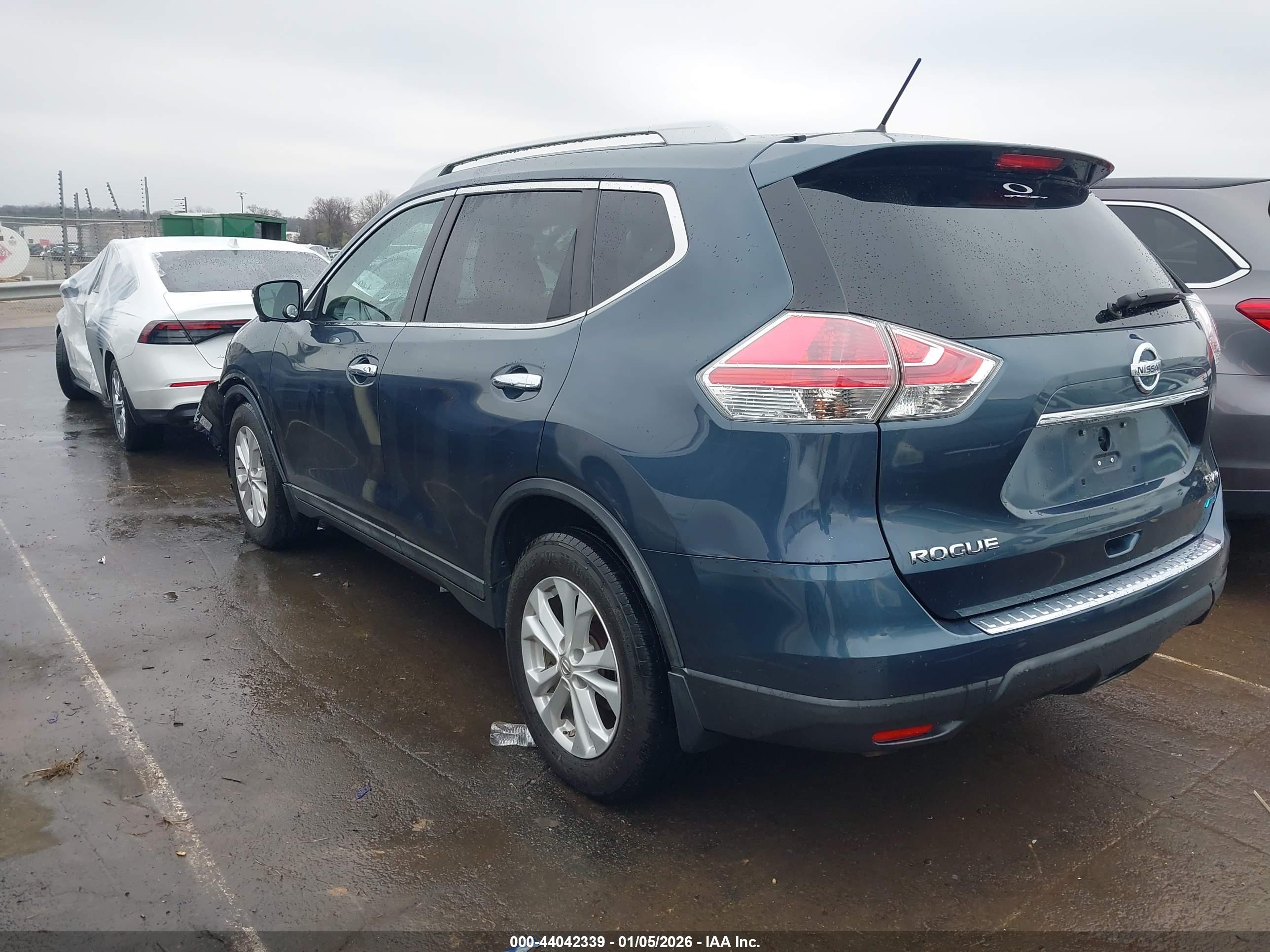 NISSAN ROGUE image 3